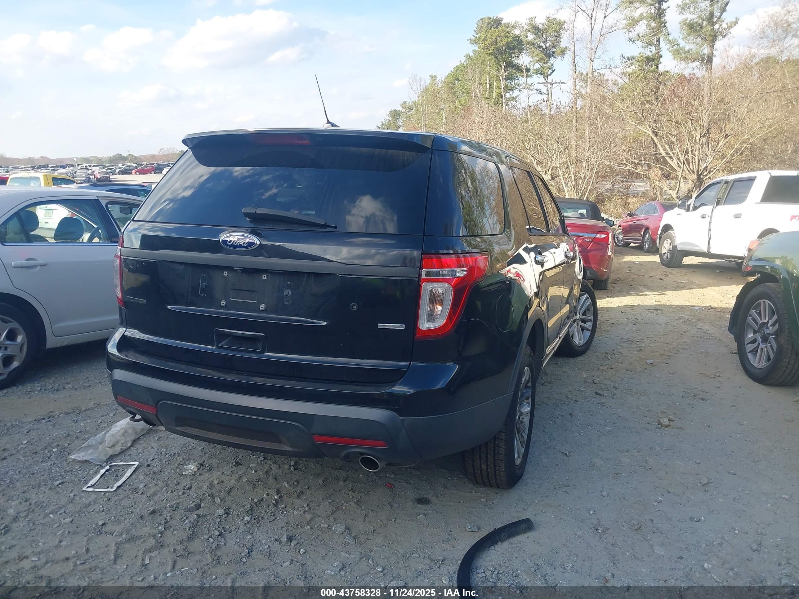 FORD UTILITY image 4