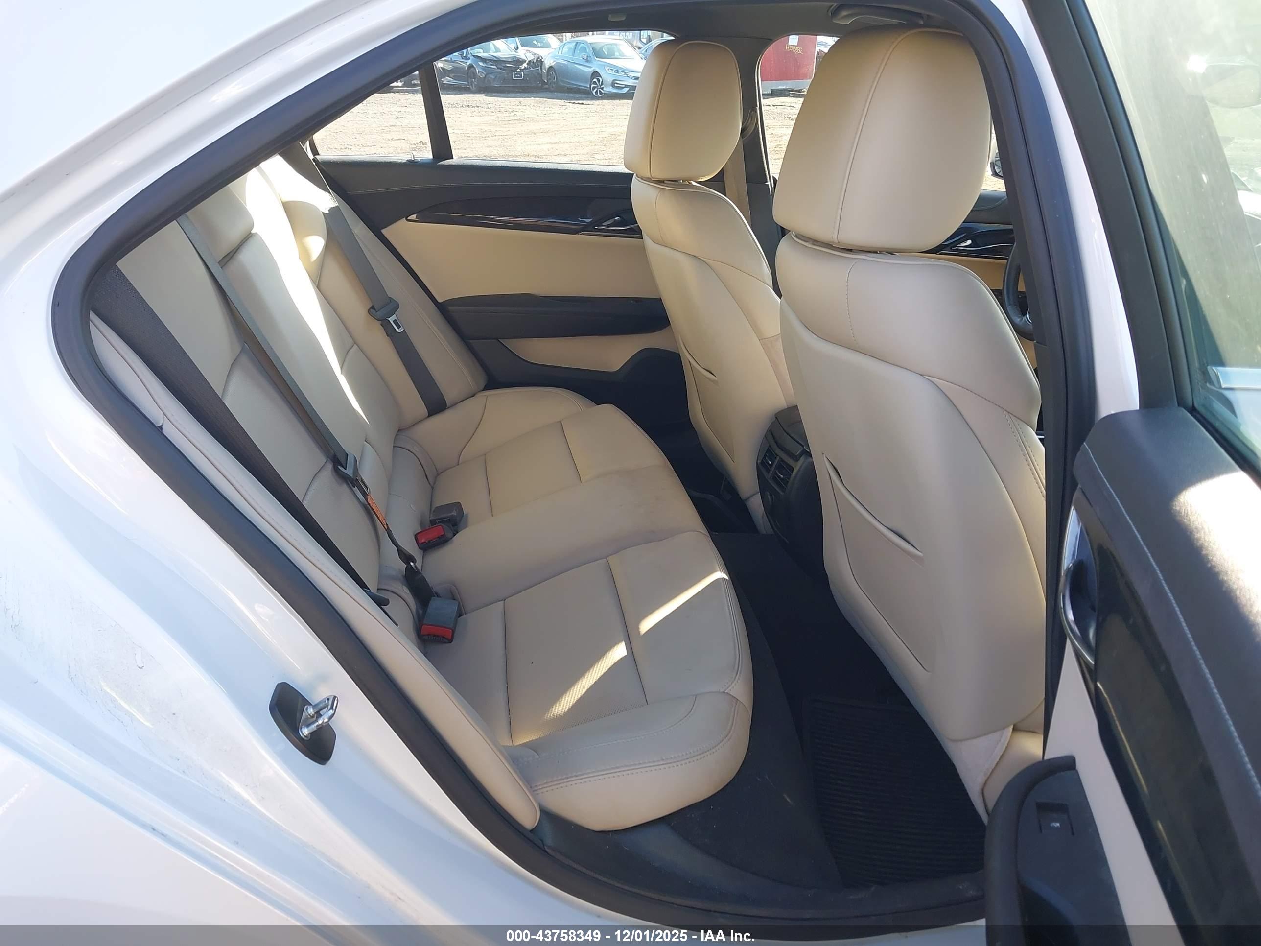 CADILLAC ATS image 8