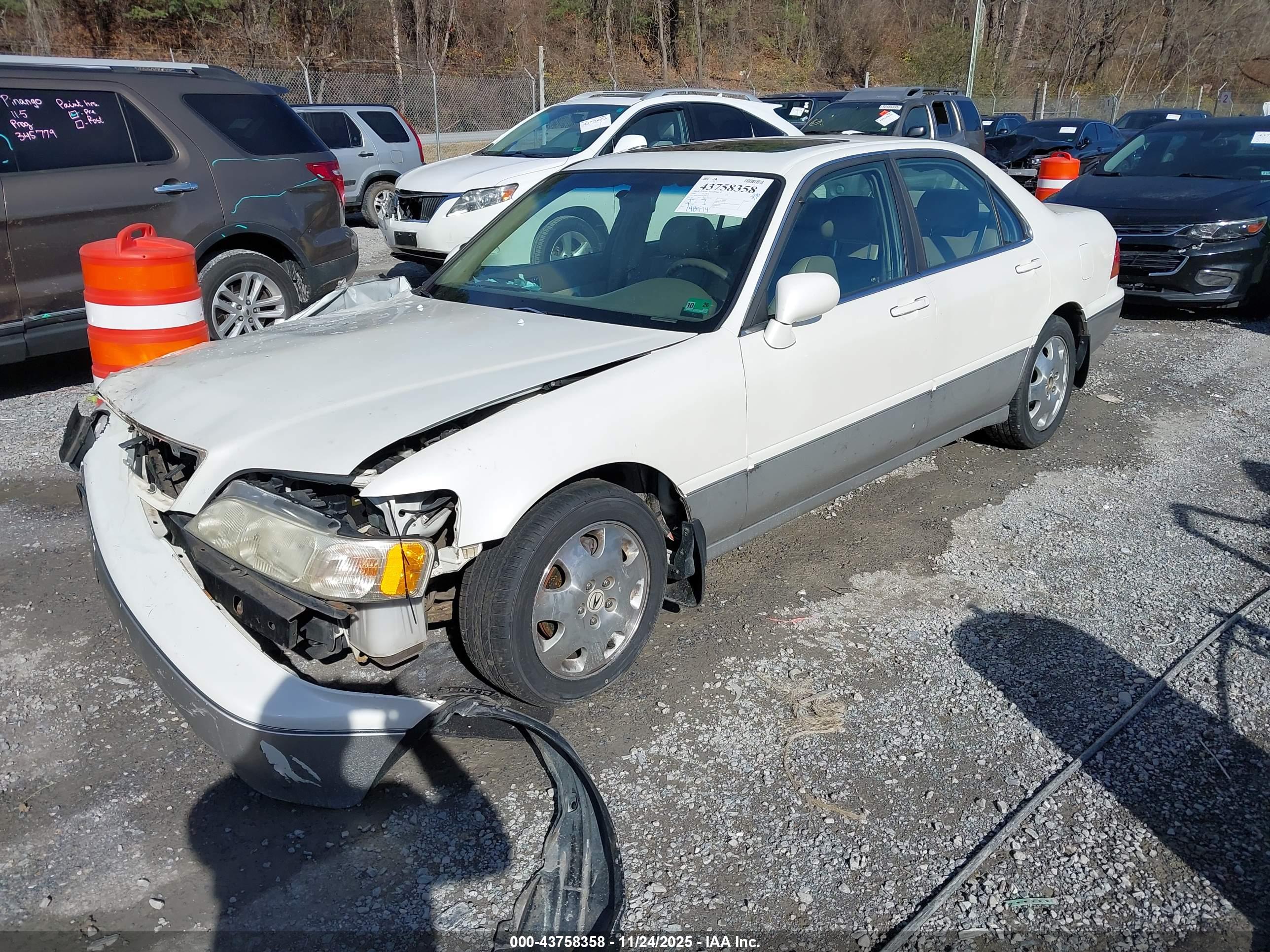 ACURA RL image 2