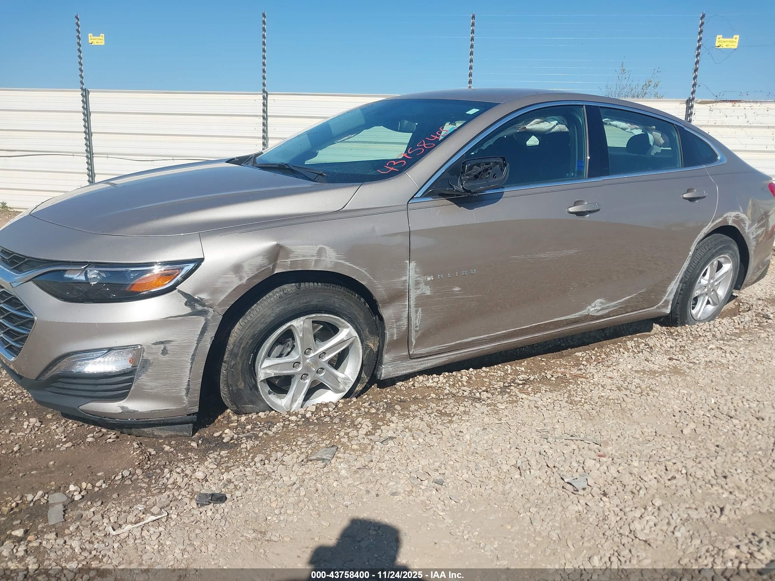 CHEVROLET MALIBU image 6