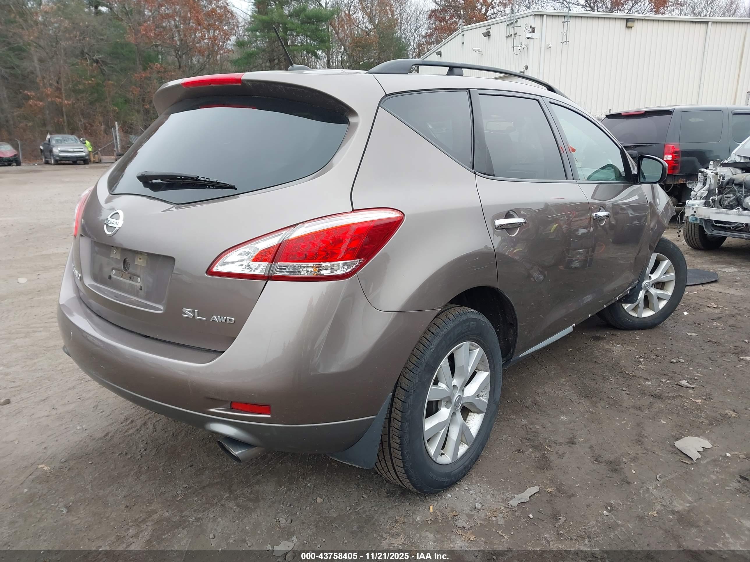 NISSAN MURANO image 4