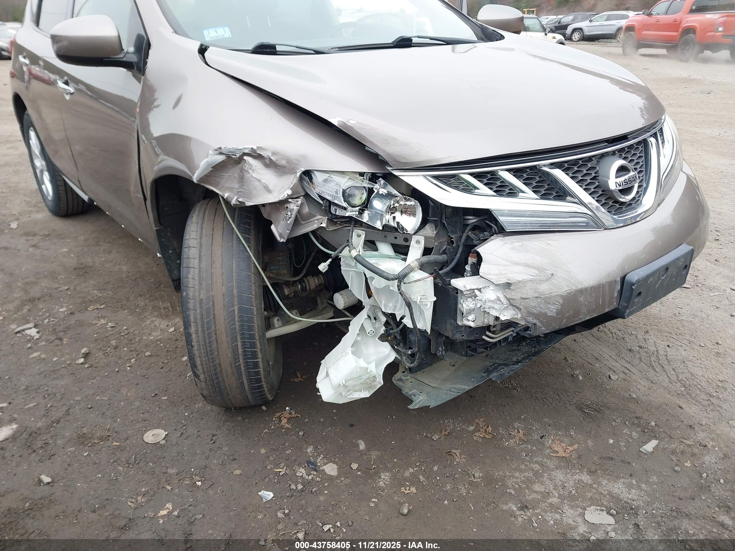 NISSAN MURANO image 6