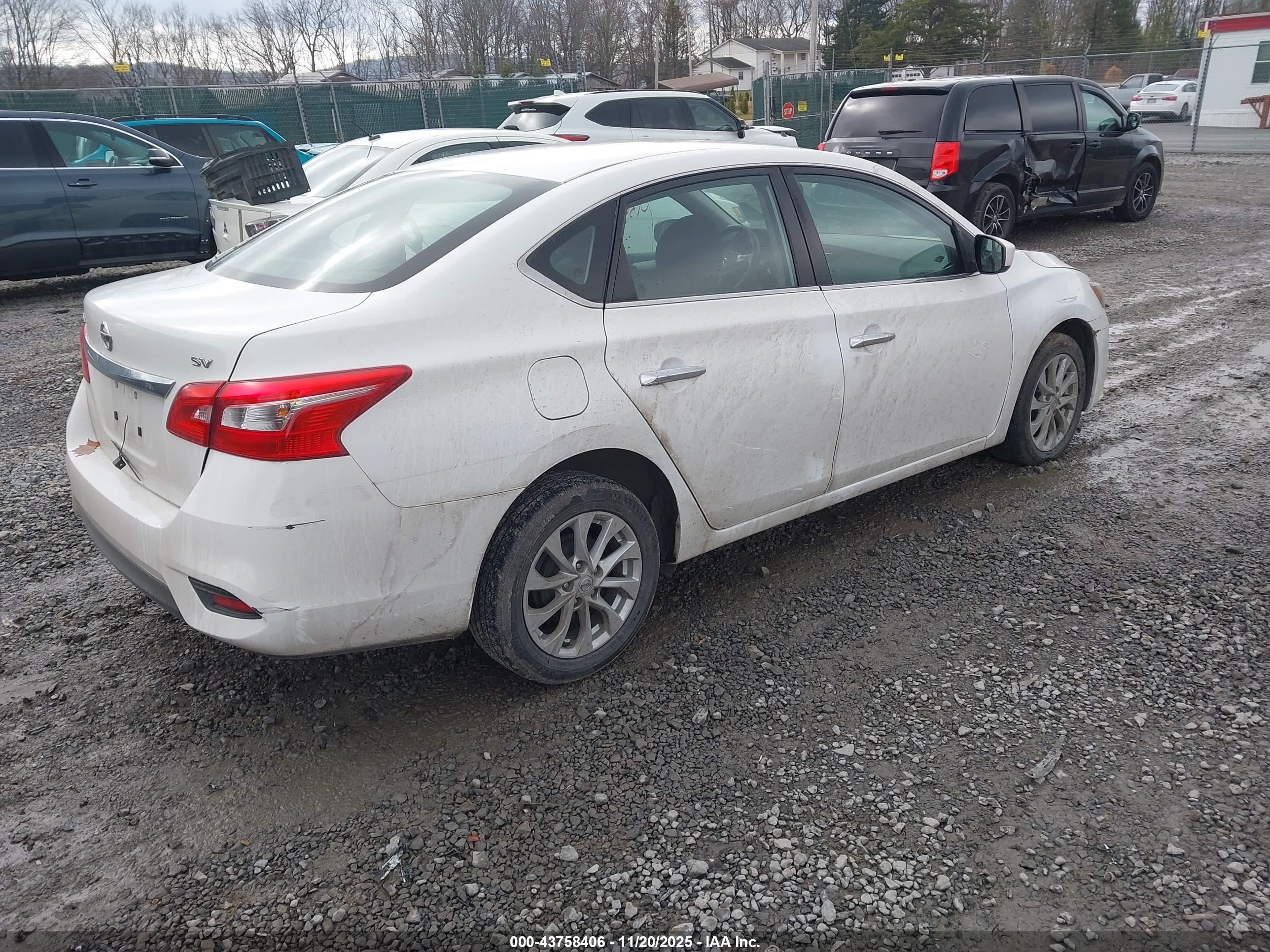 NISSAN SENTRA image 4