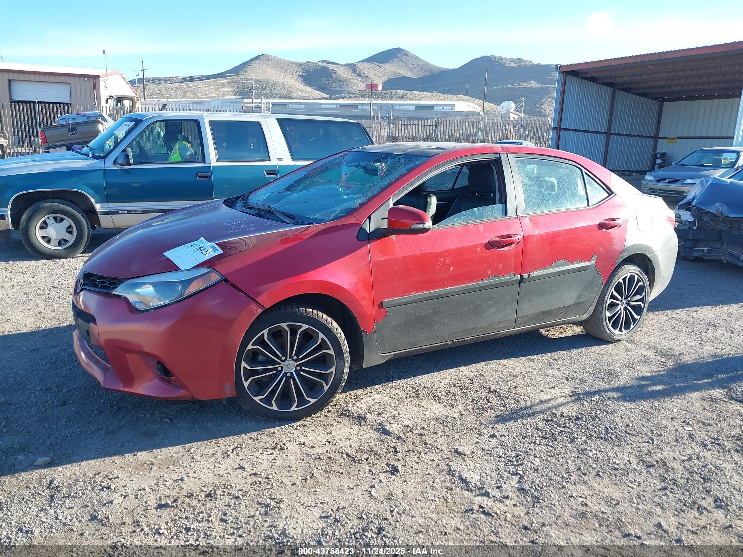 TOYOTA COROLLA image 2