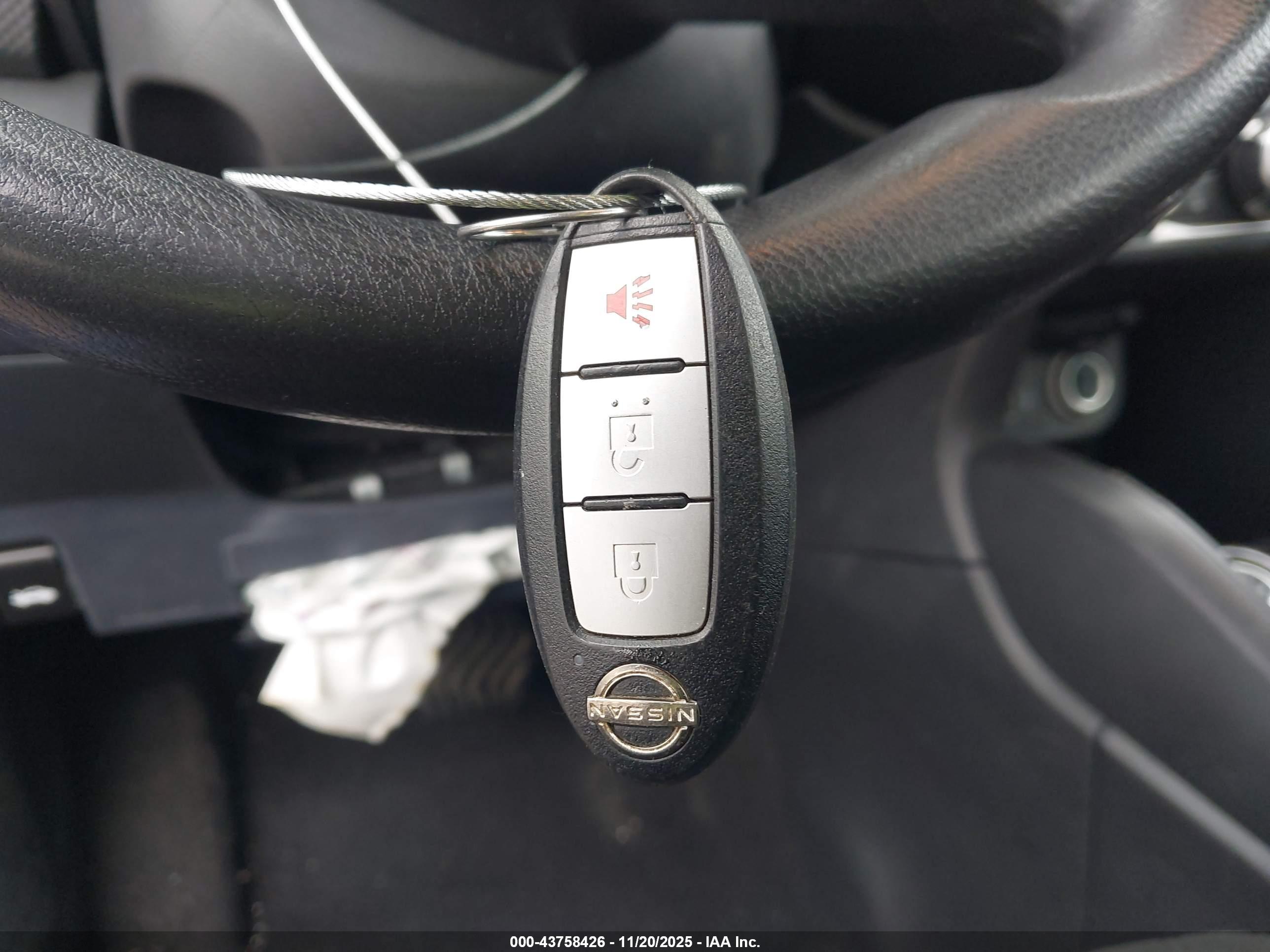NISSAN KICKS image 11