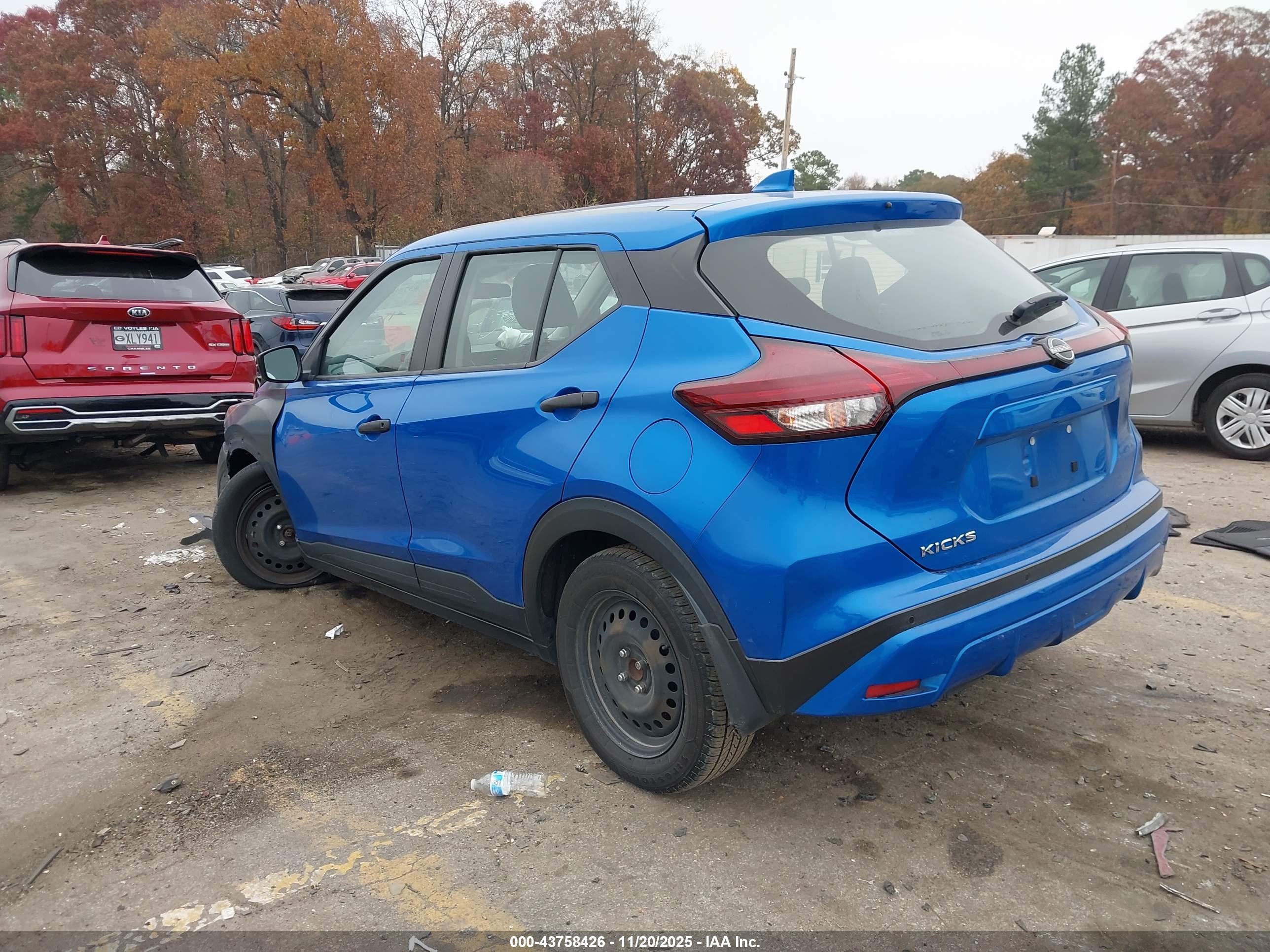 NISSAN KICKS image 3