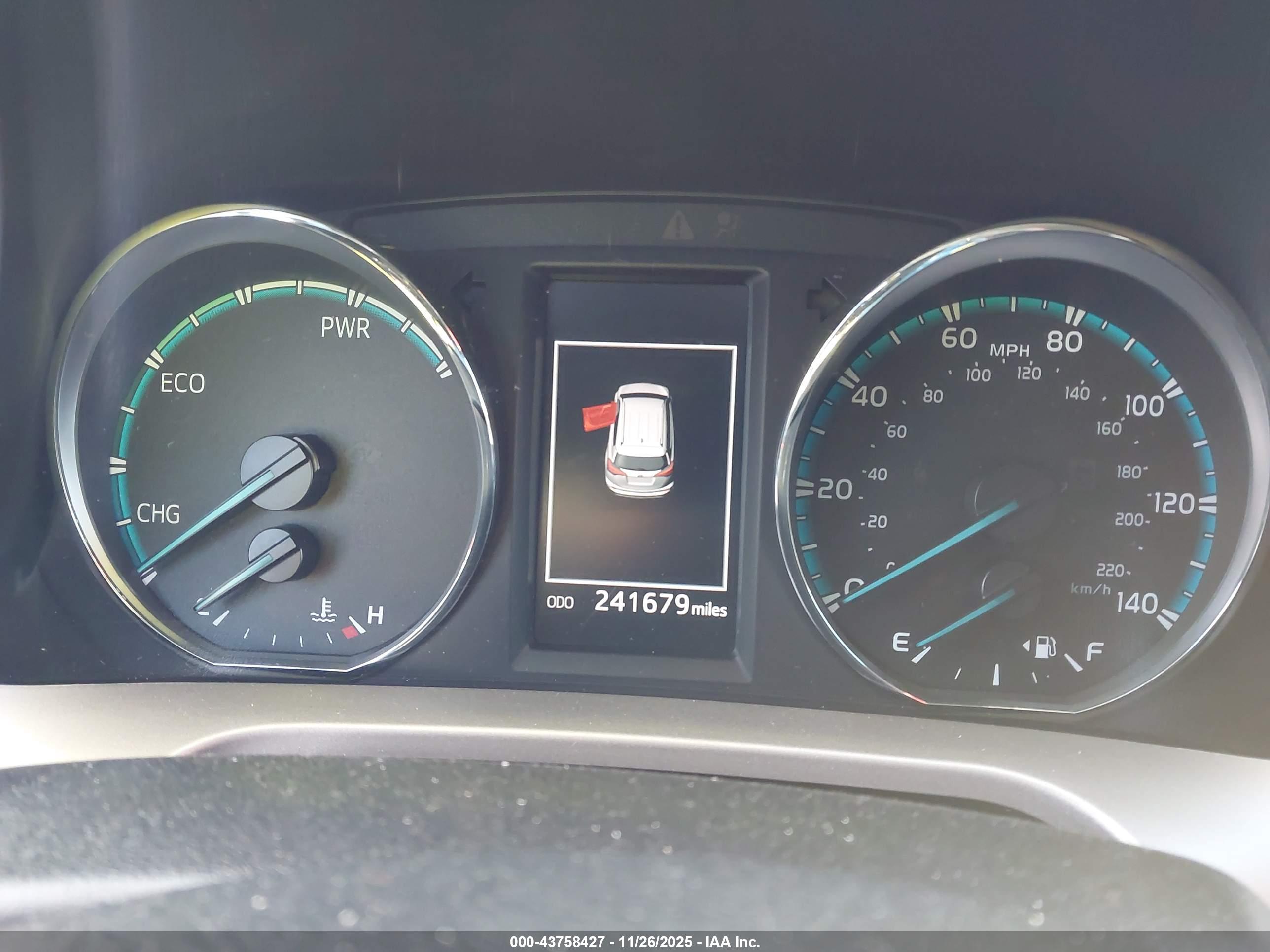 TOYOTA RAV4 image 7
