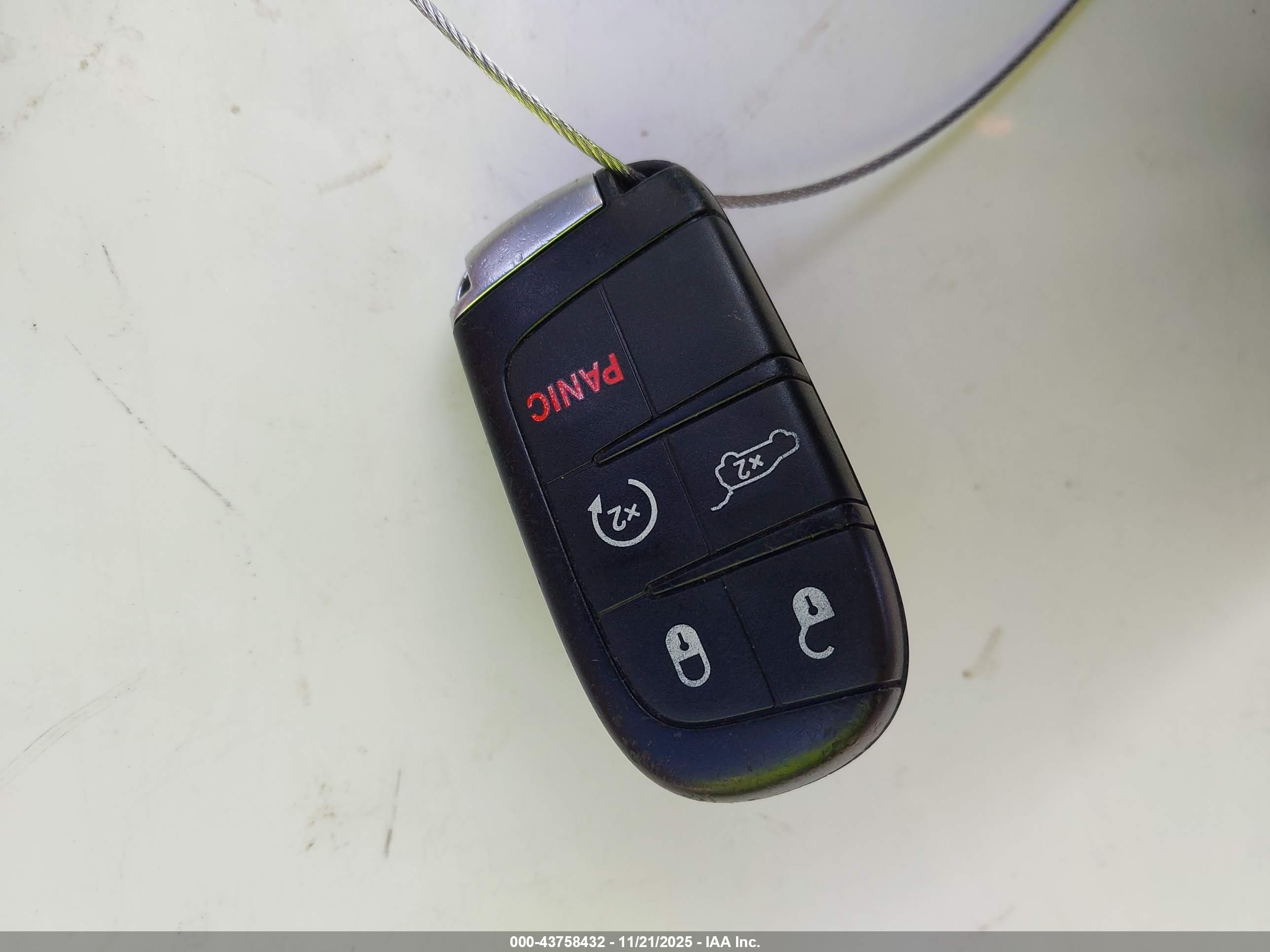 JEEP GRAND image 11