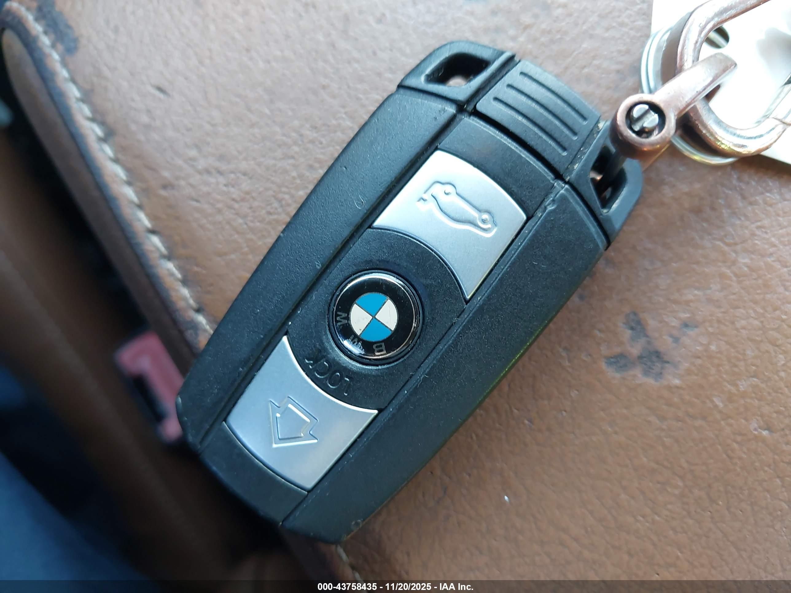 BMW 328I image 11