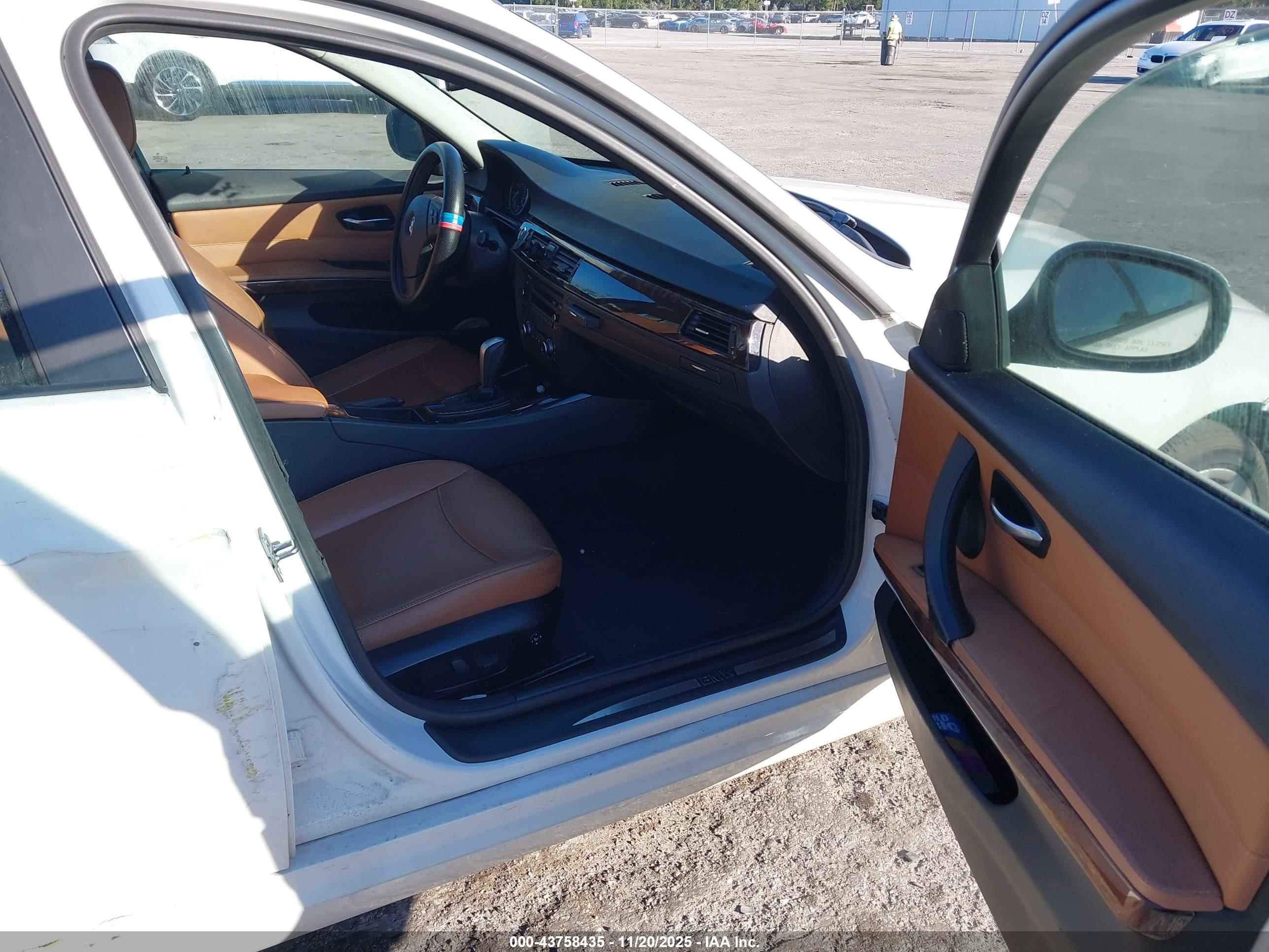 BMW 328I image 5