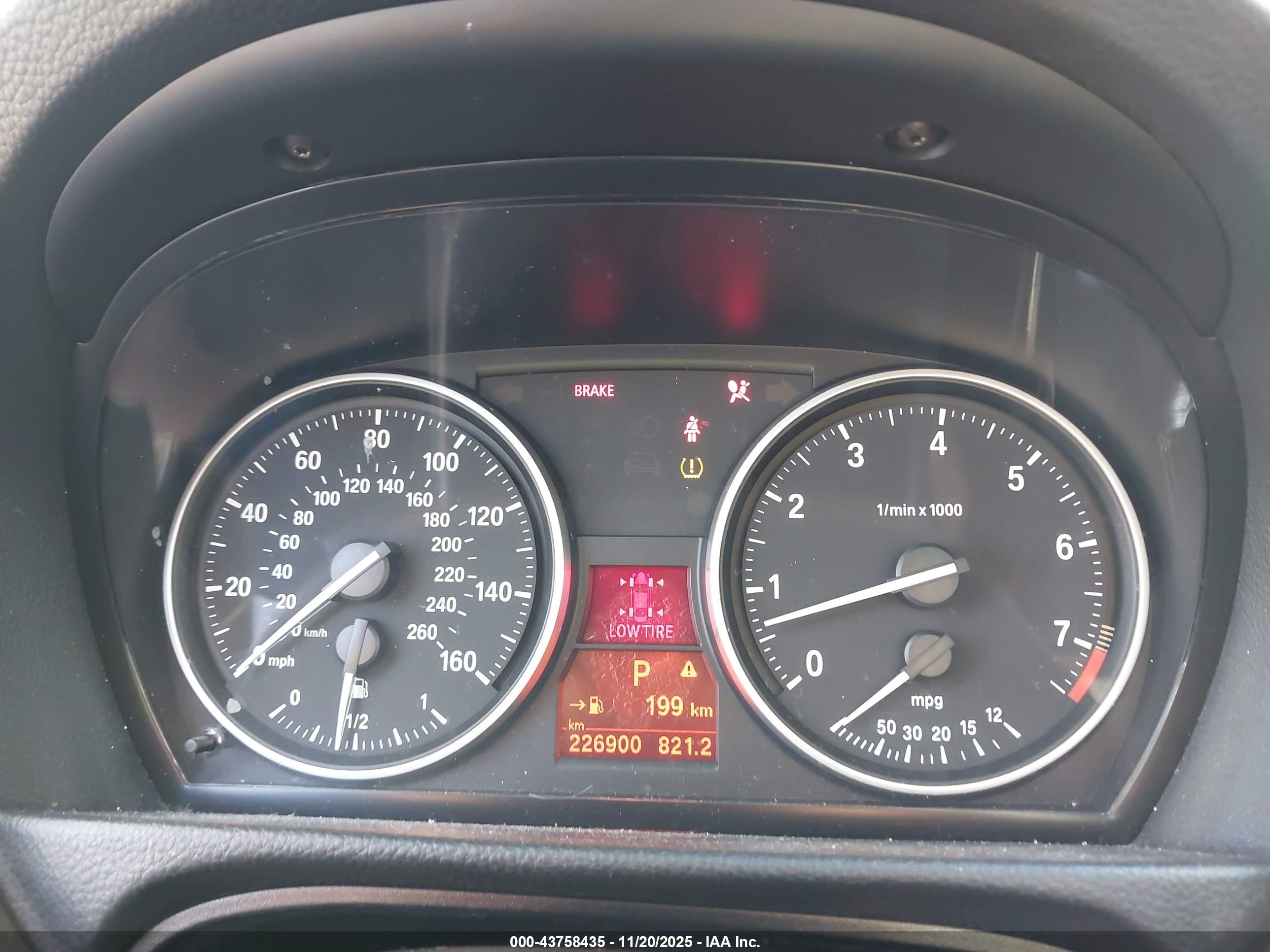 BMW 328I image 7