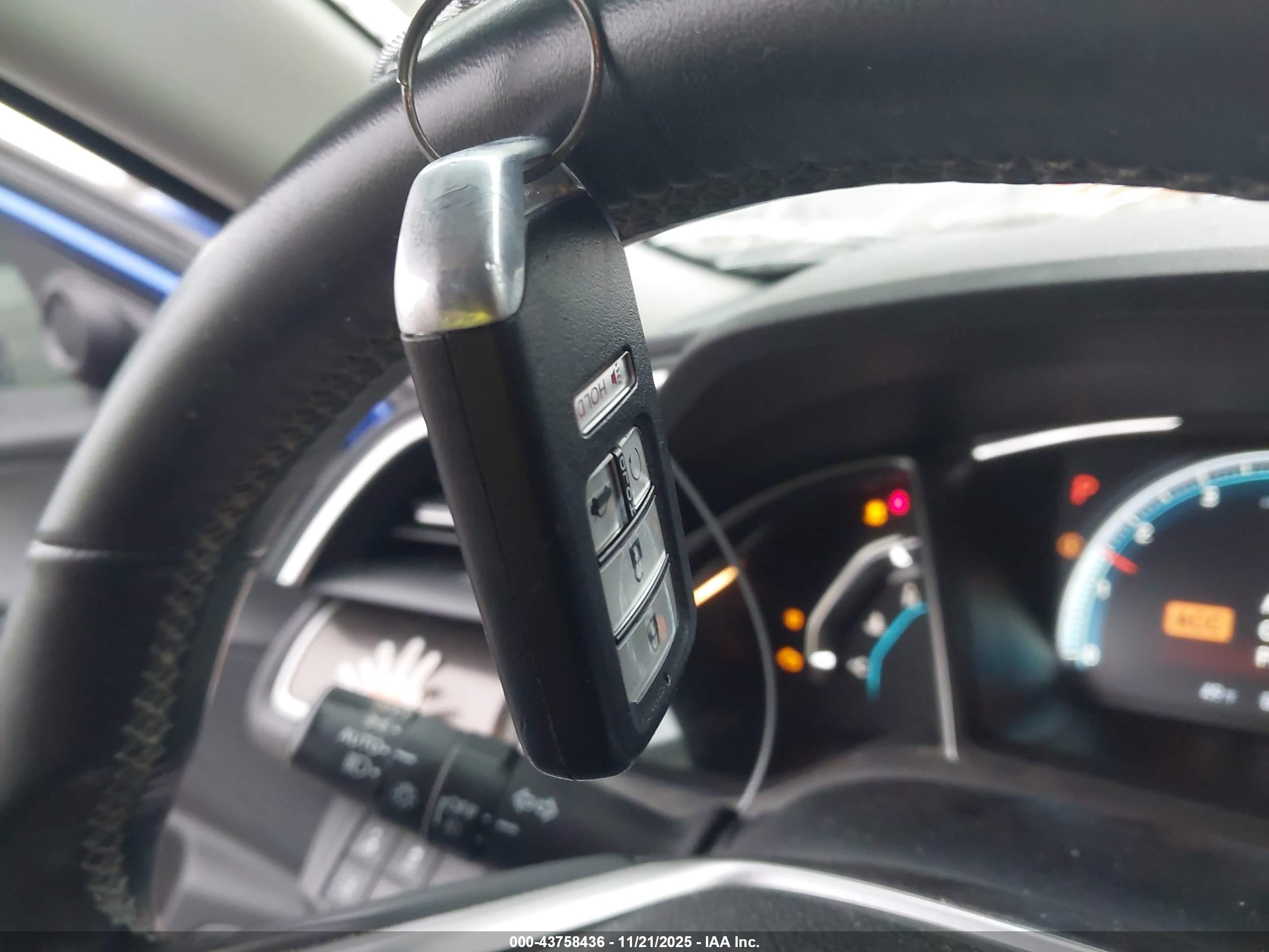 HONDA CIVIC image 11