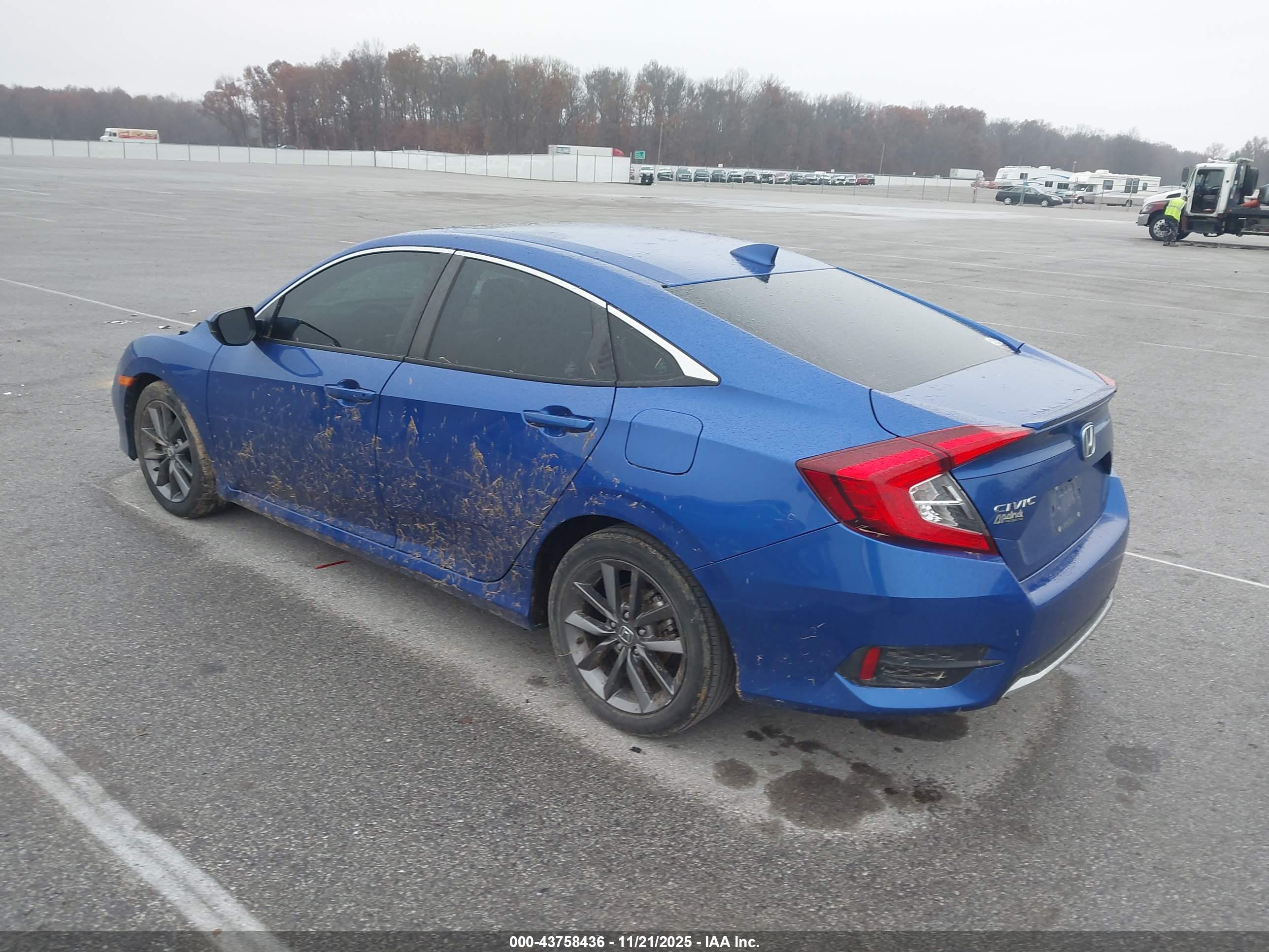 HONDA CIVIC image 3