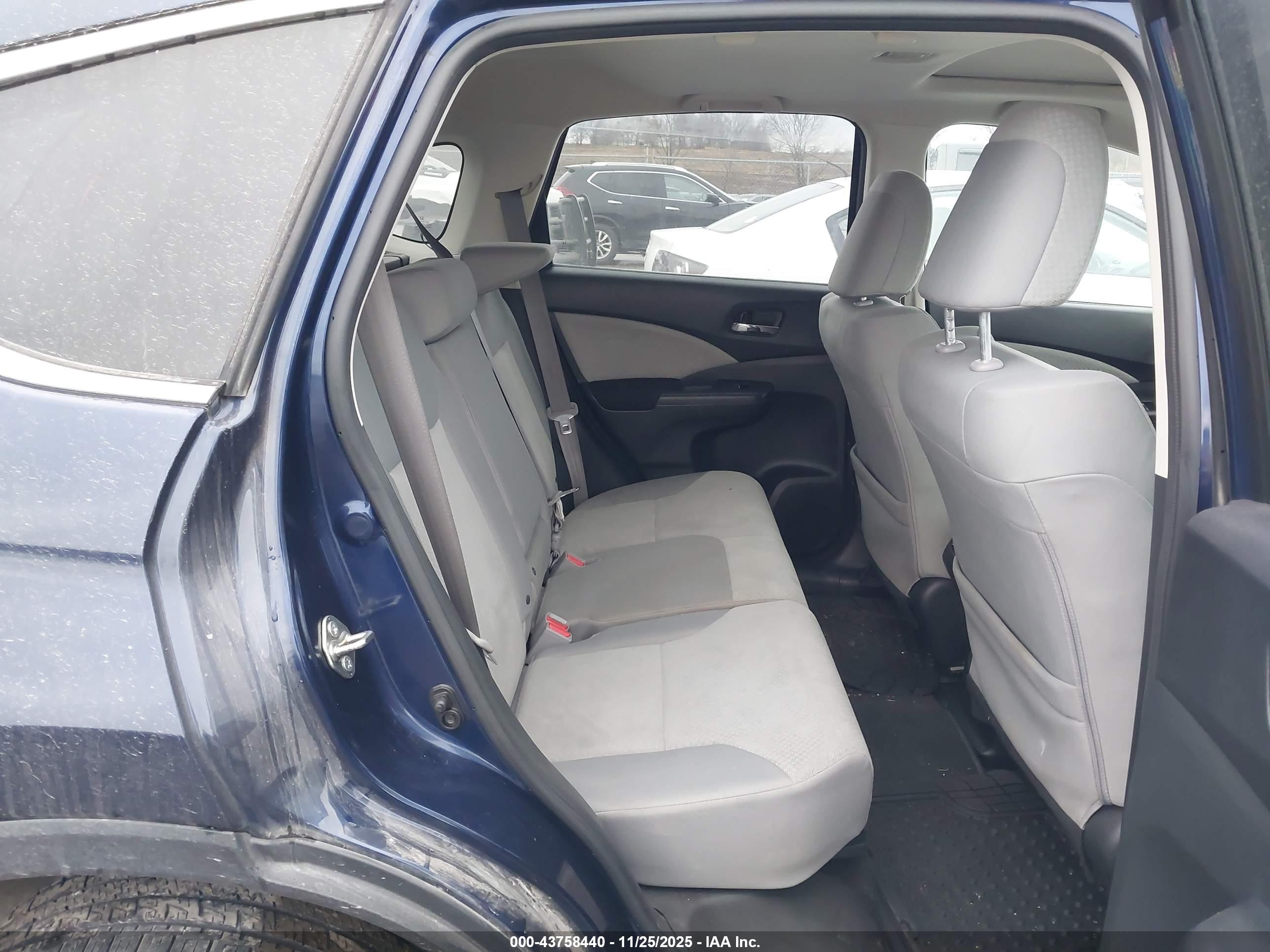HONDA CR-V image 8
