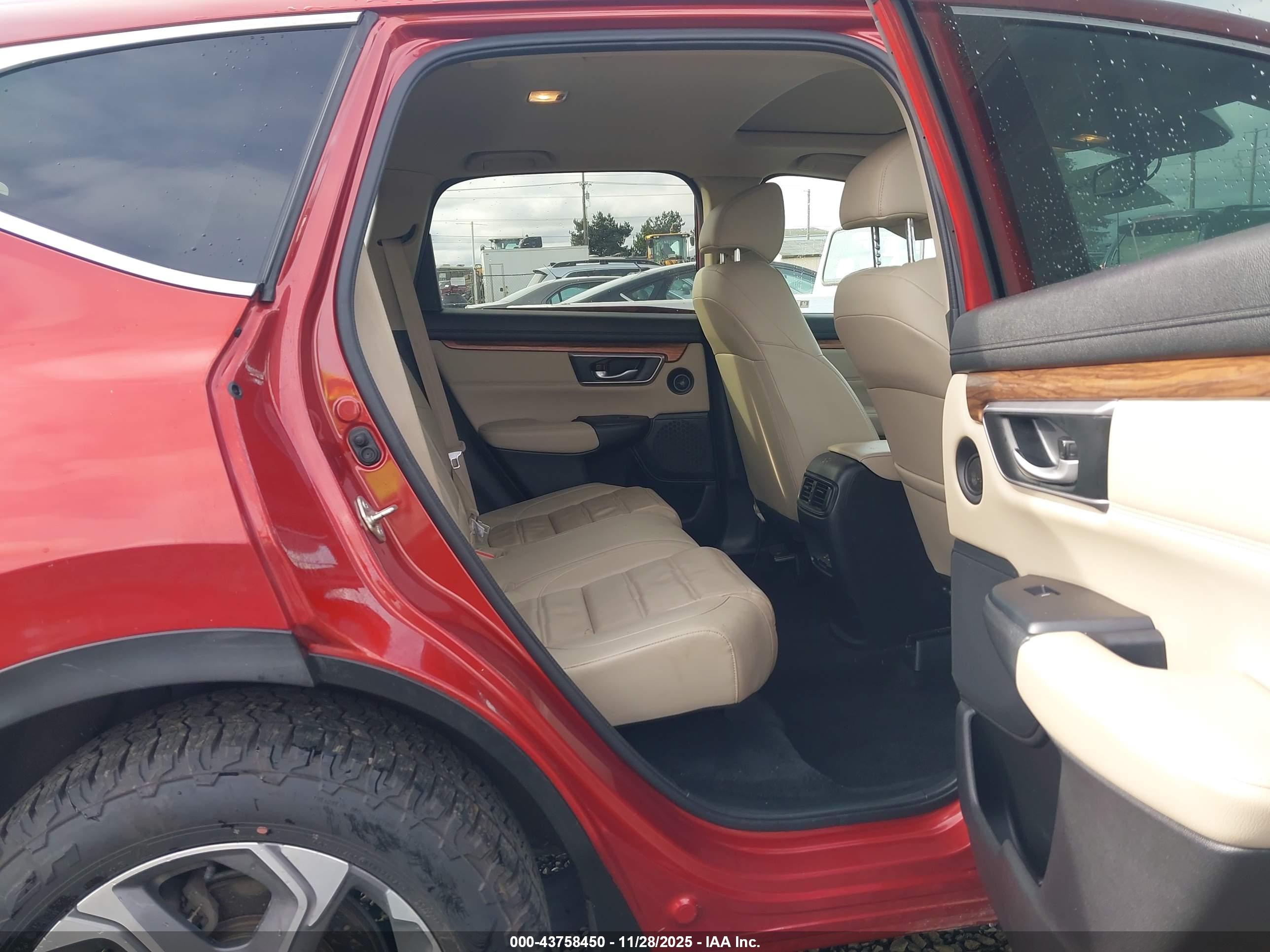 HONDA CR-V image 8