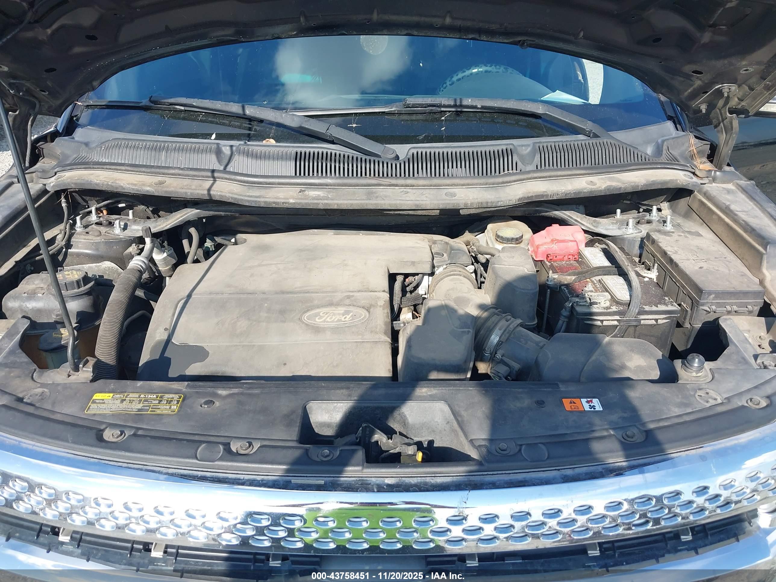 FORD EXPLORER image 10