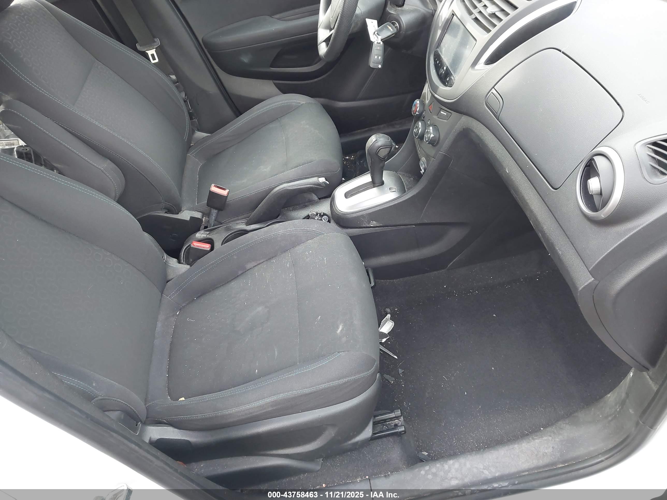 CHEVROLET TRAX image 5