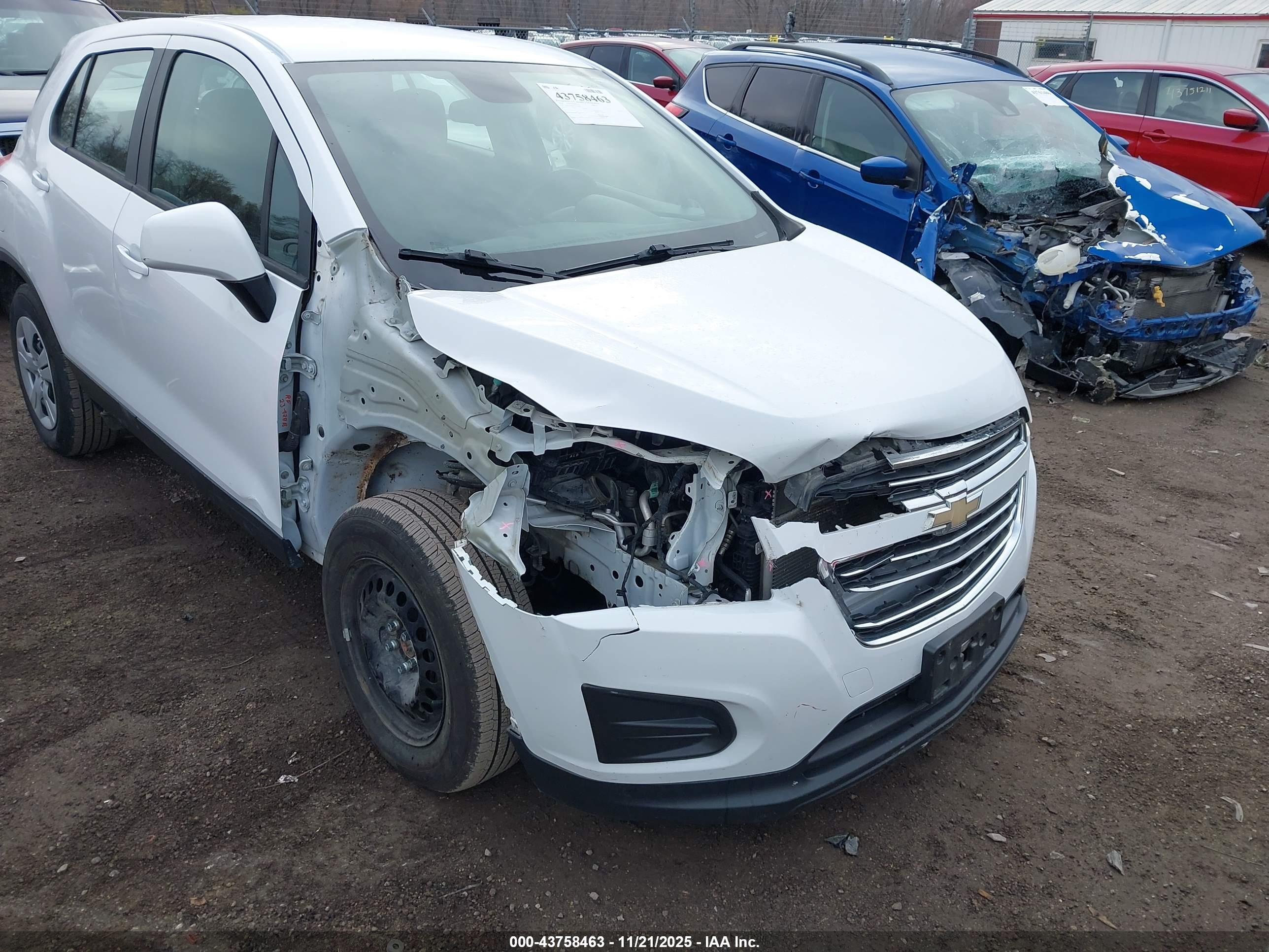CHEVROLET TRAX image 6