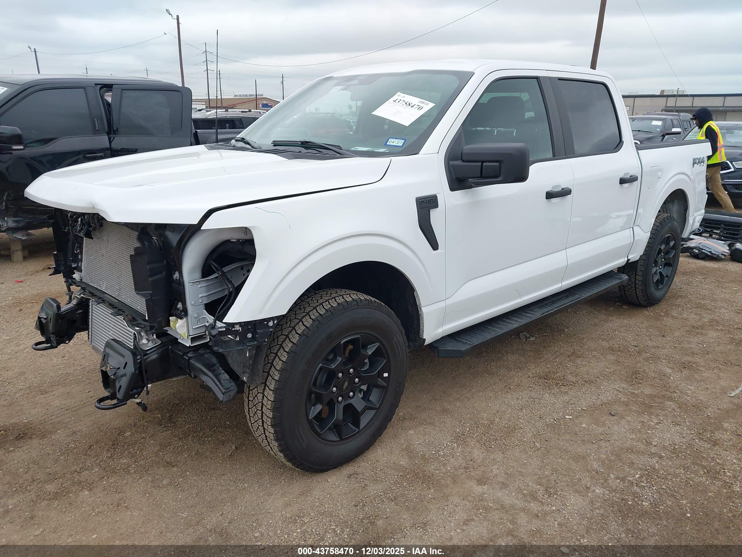 FORD F-150 image 2