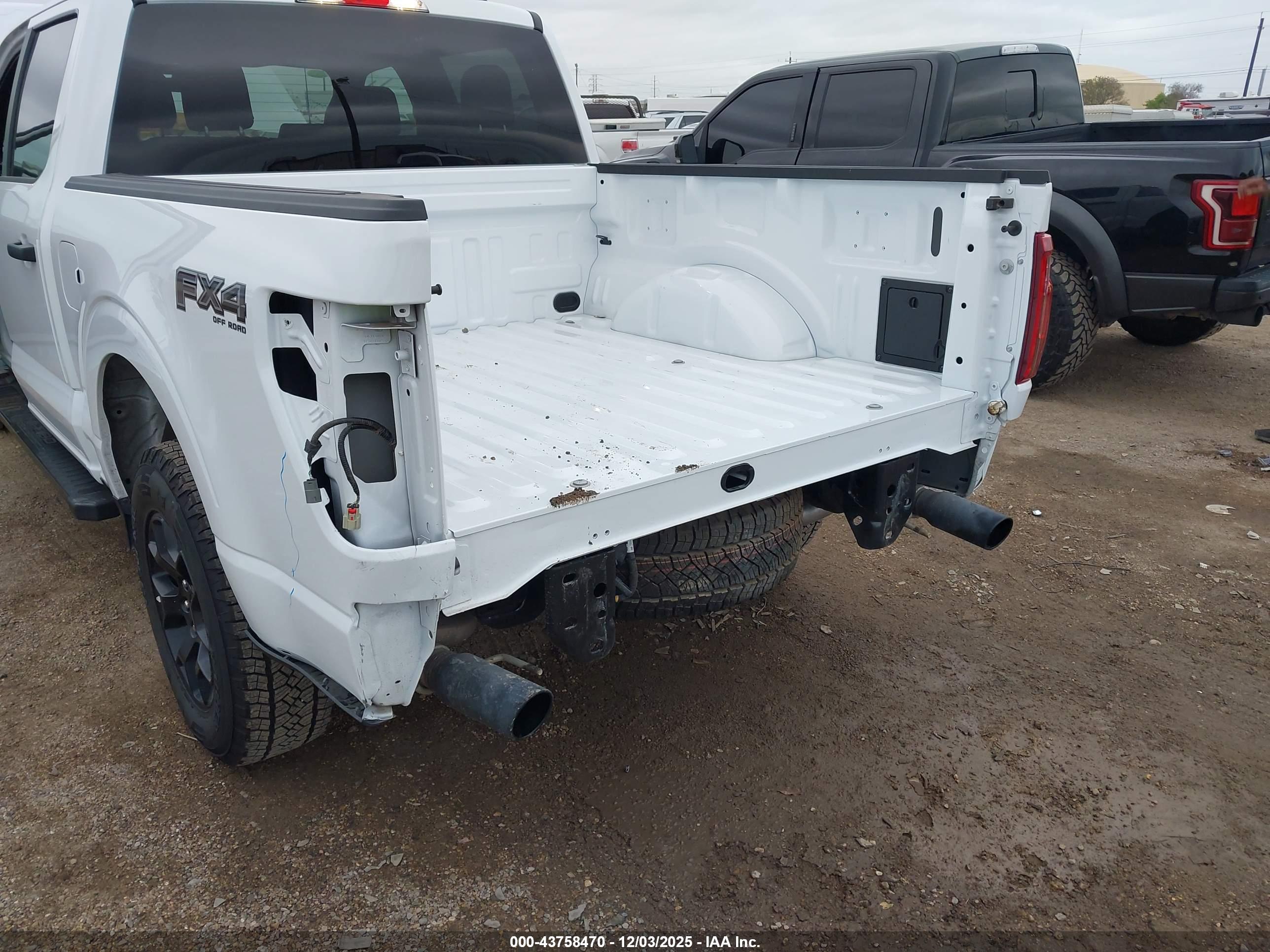 FORD F-150 image 6