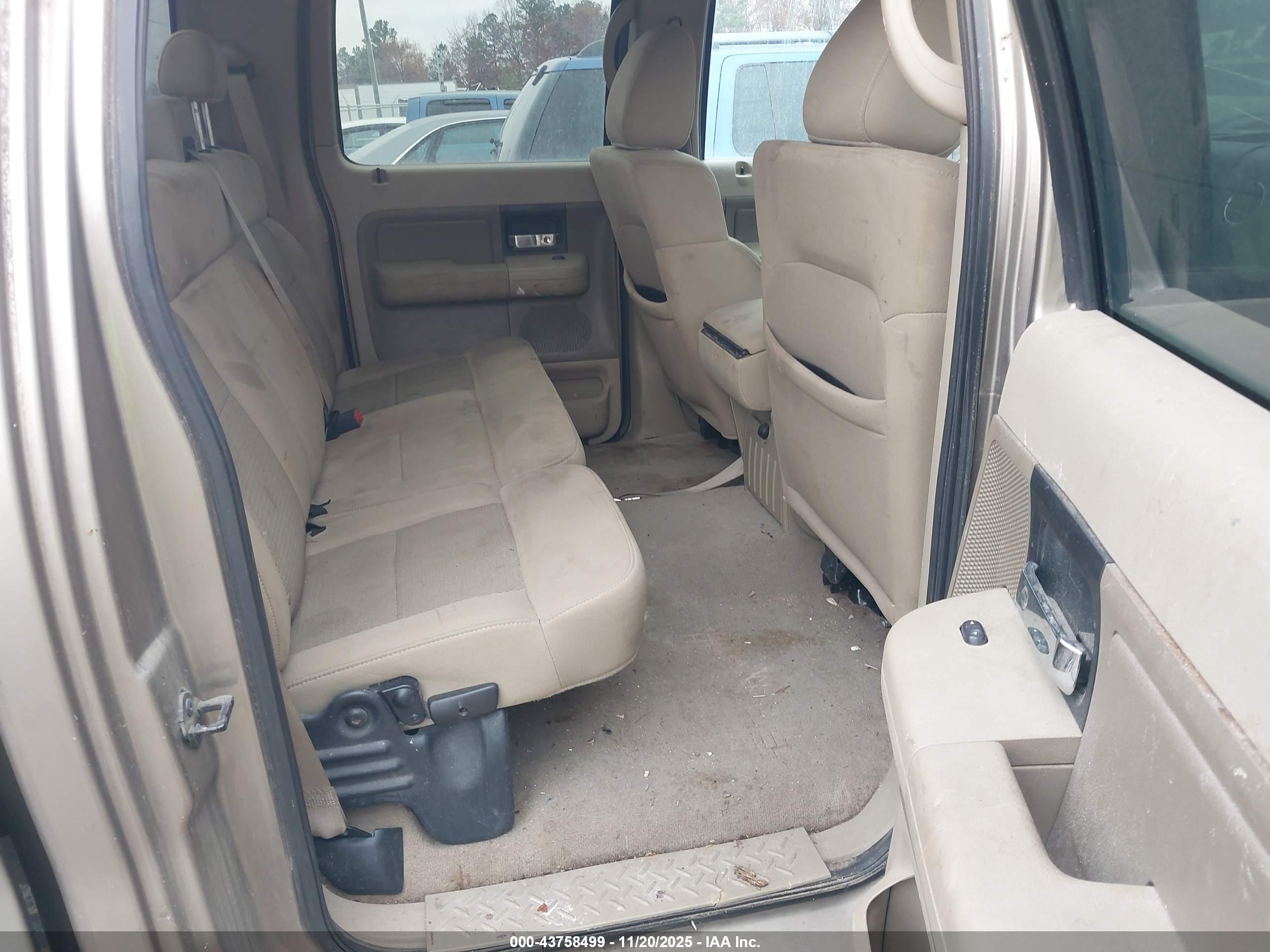 FORD F-150 image 8