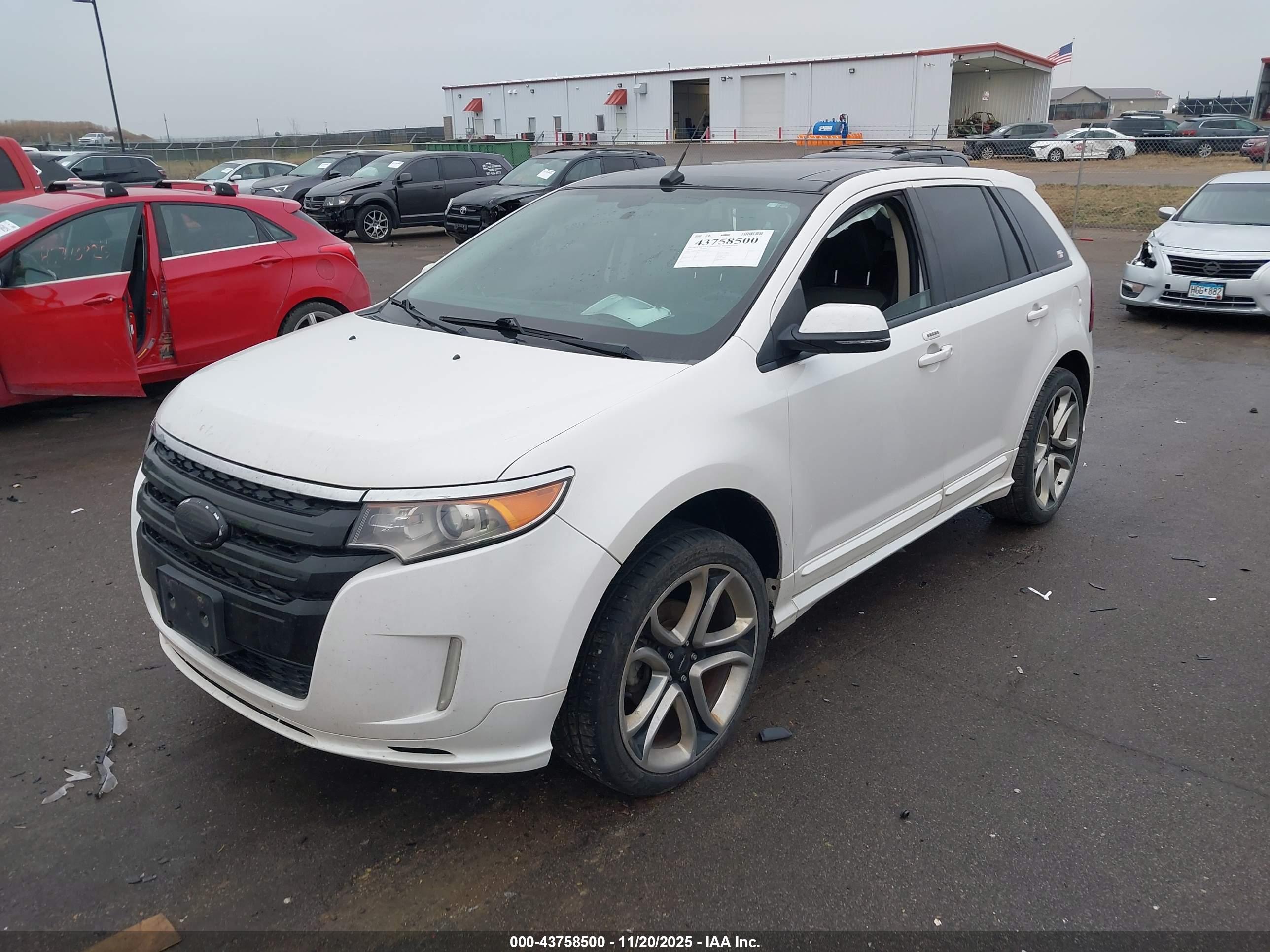 FORD EDGE image 2