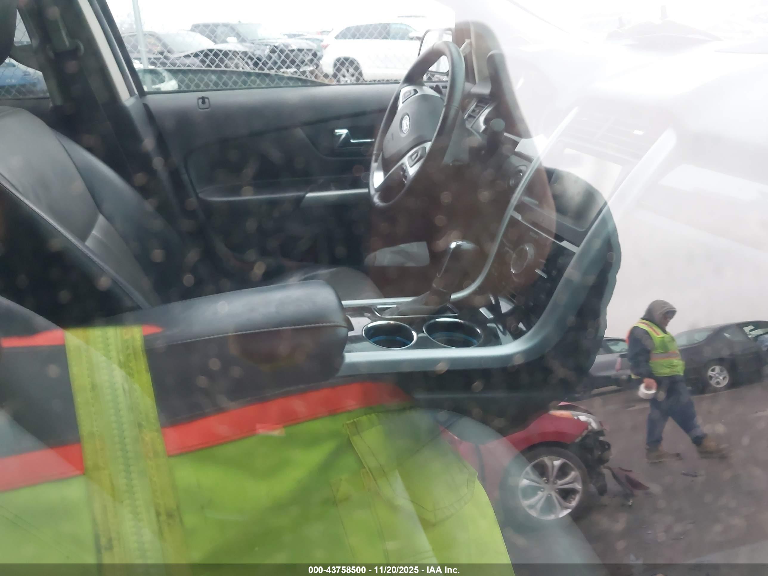 FORD EDGE image 5