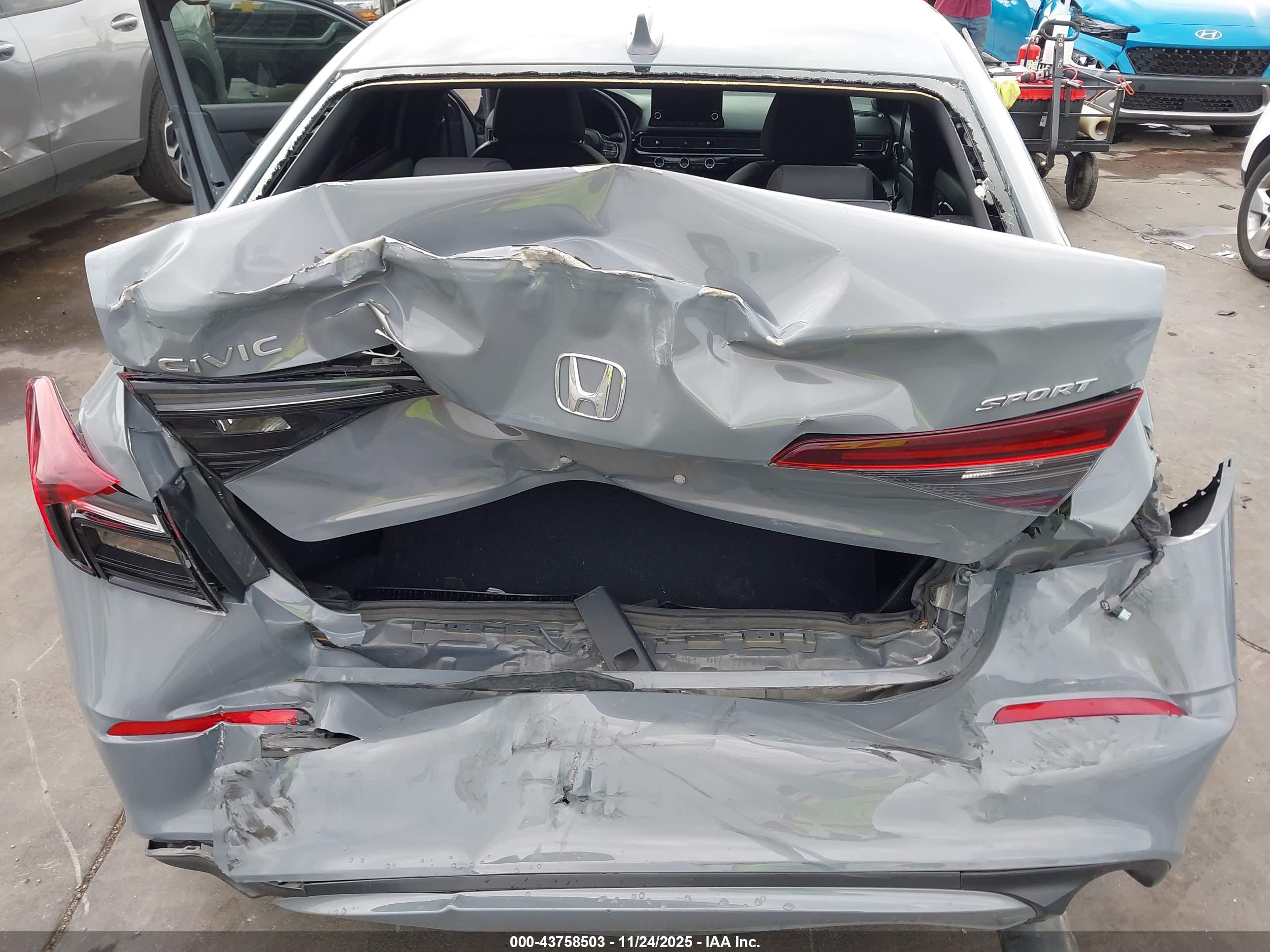HONDA CIVIC image 6