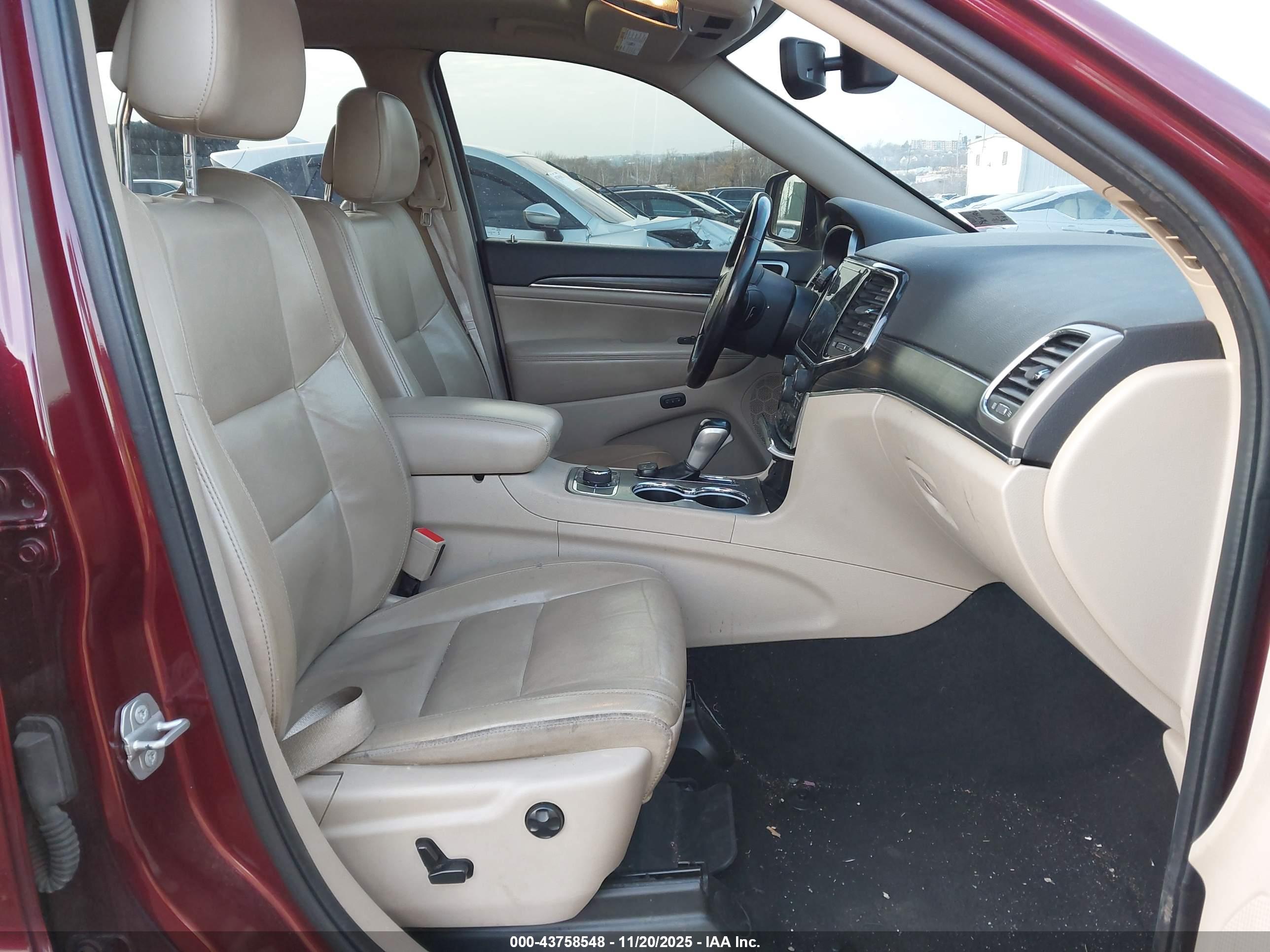 JEEP GRAND image 5