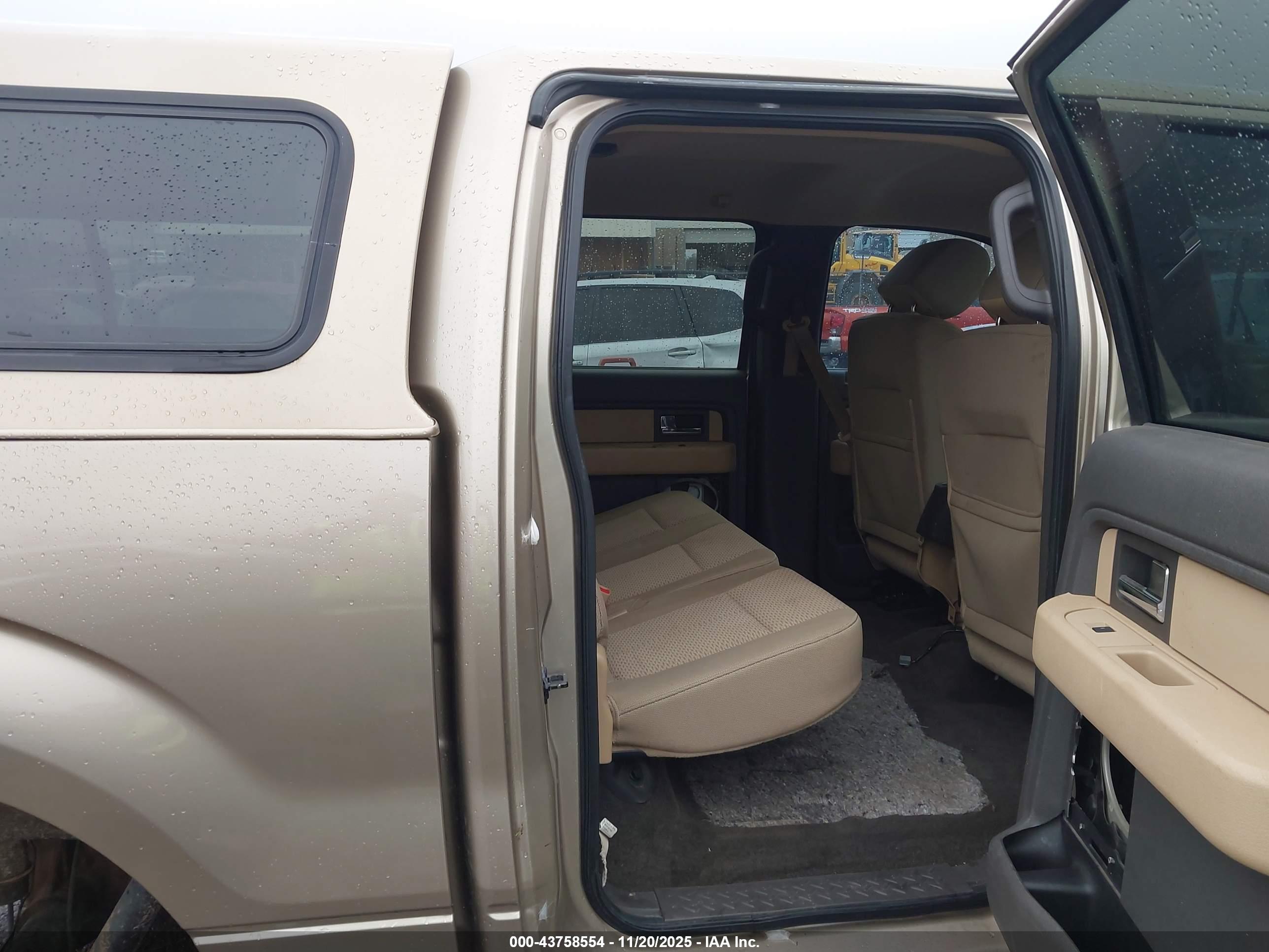 FORD F-150 image 8