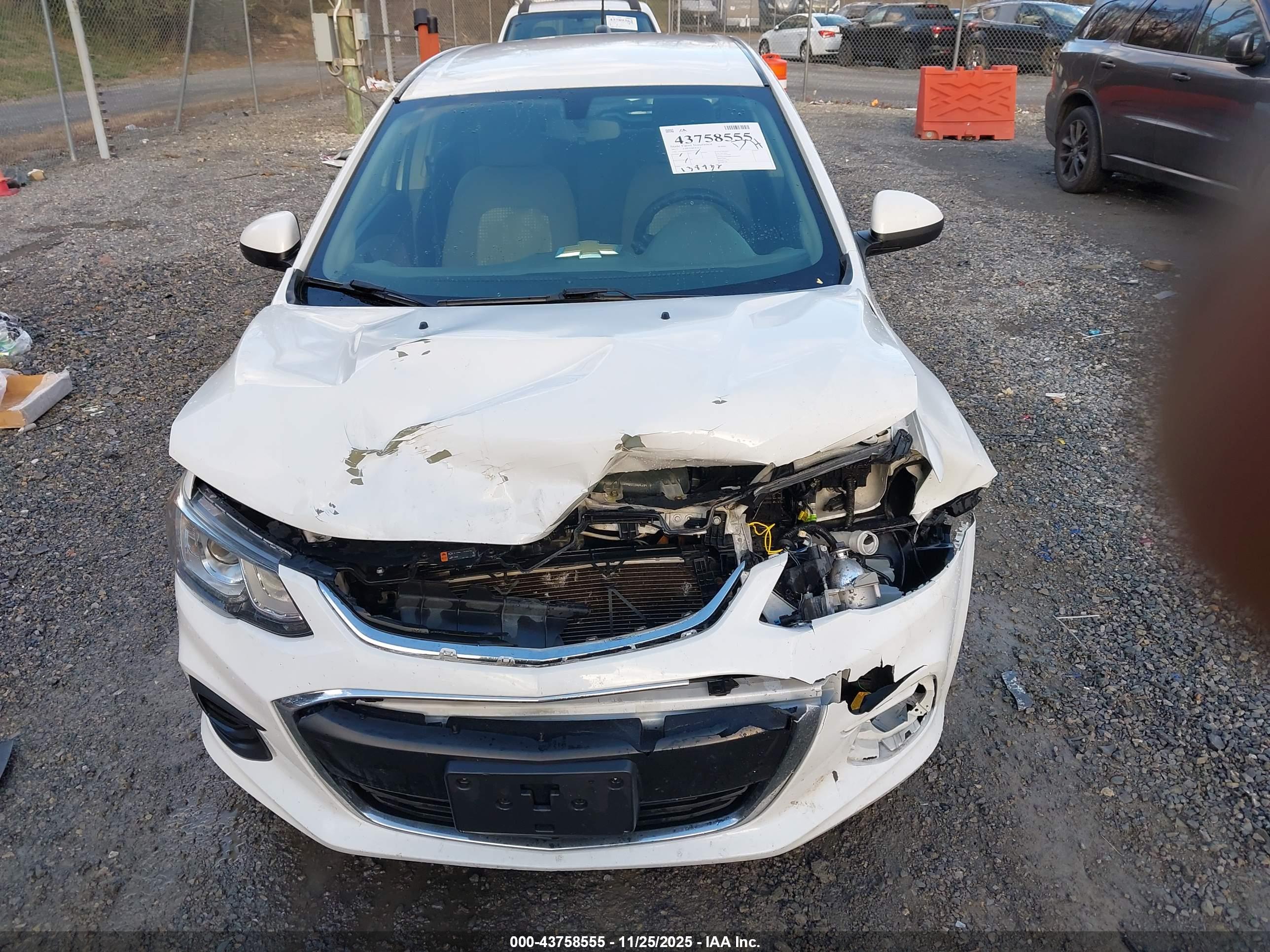 CHEVROLET SONIC image 6