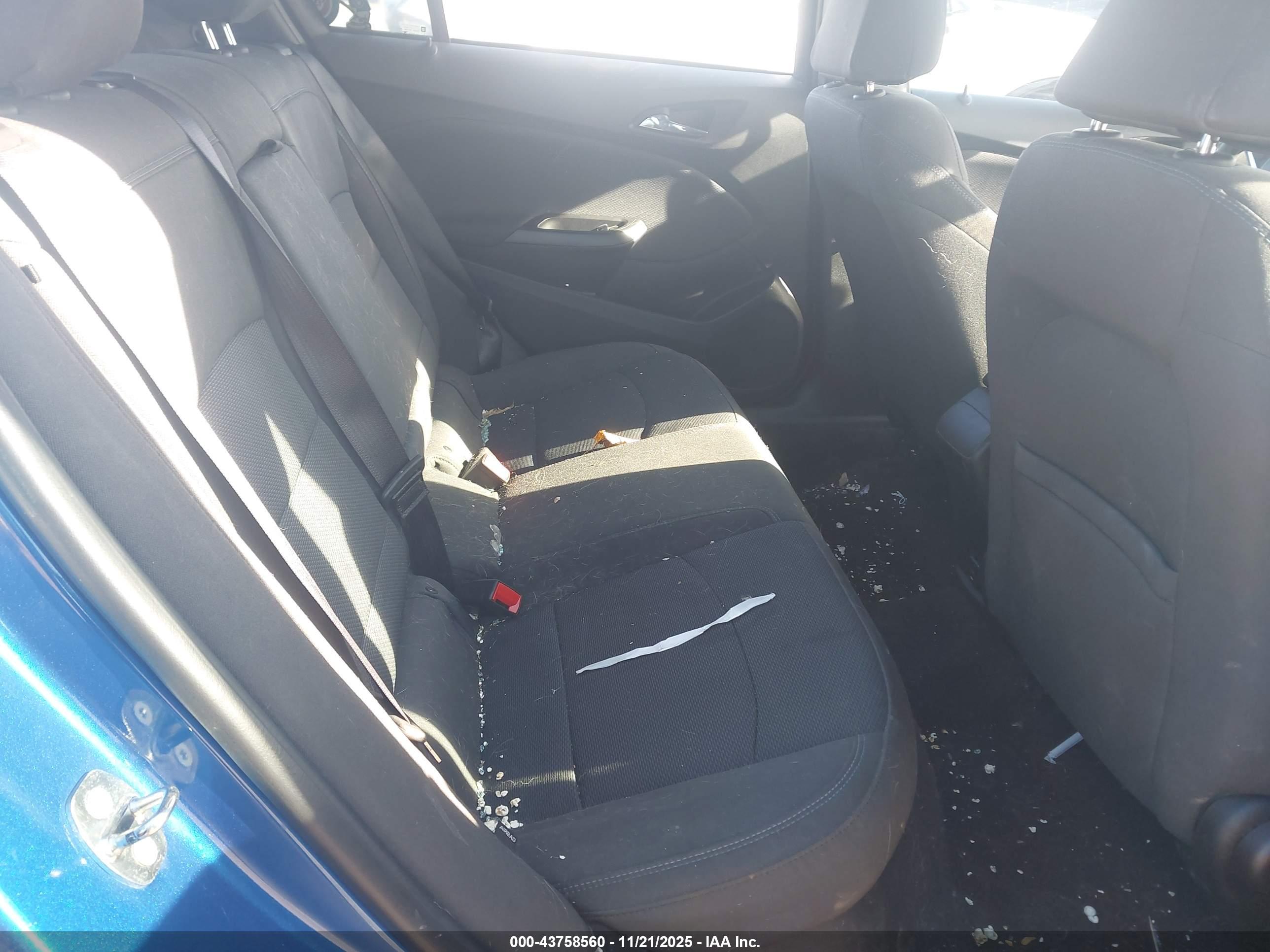 CHEVROLET CRUZE image 8