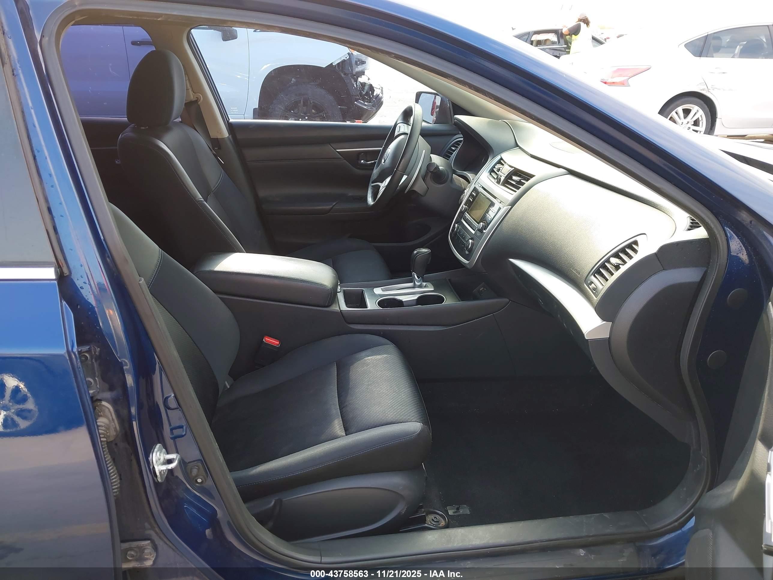 NISSAN ALTIMA image 5