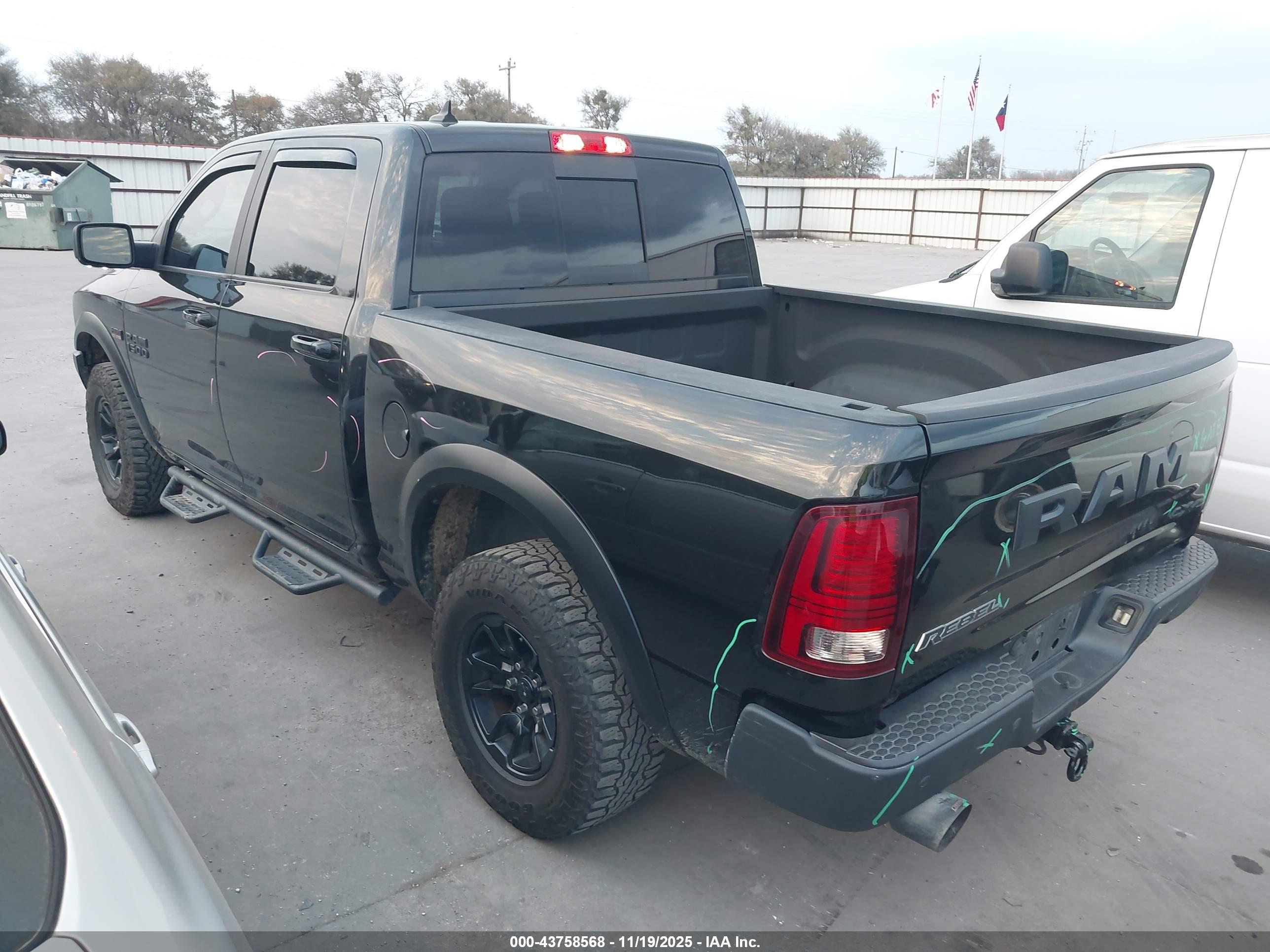 RAM 1500 image 3