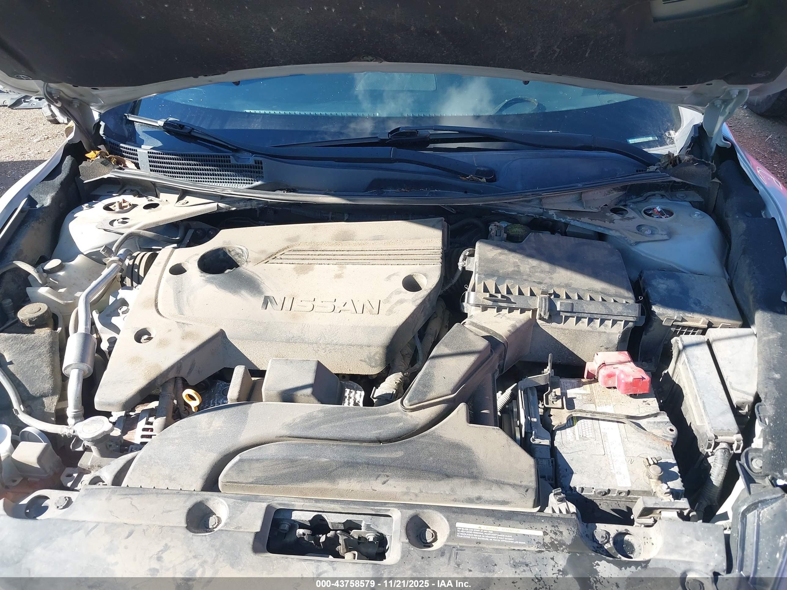NISSAN ALTIMA image 10