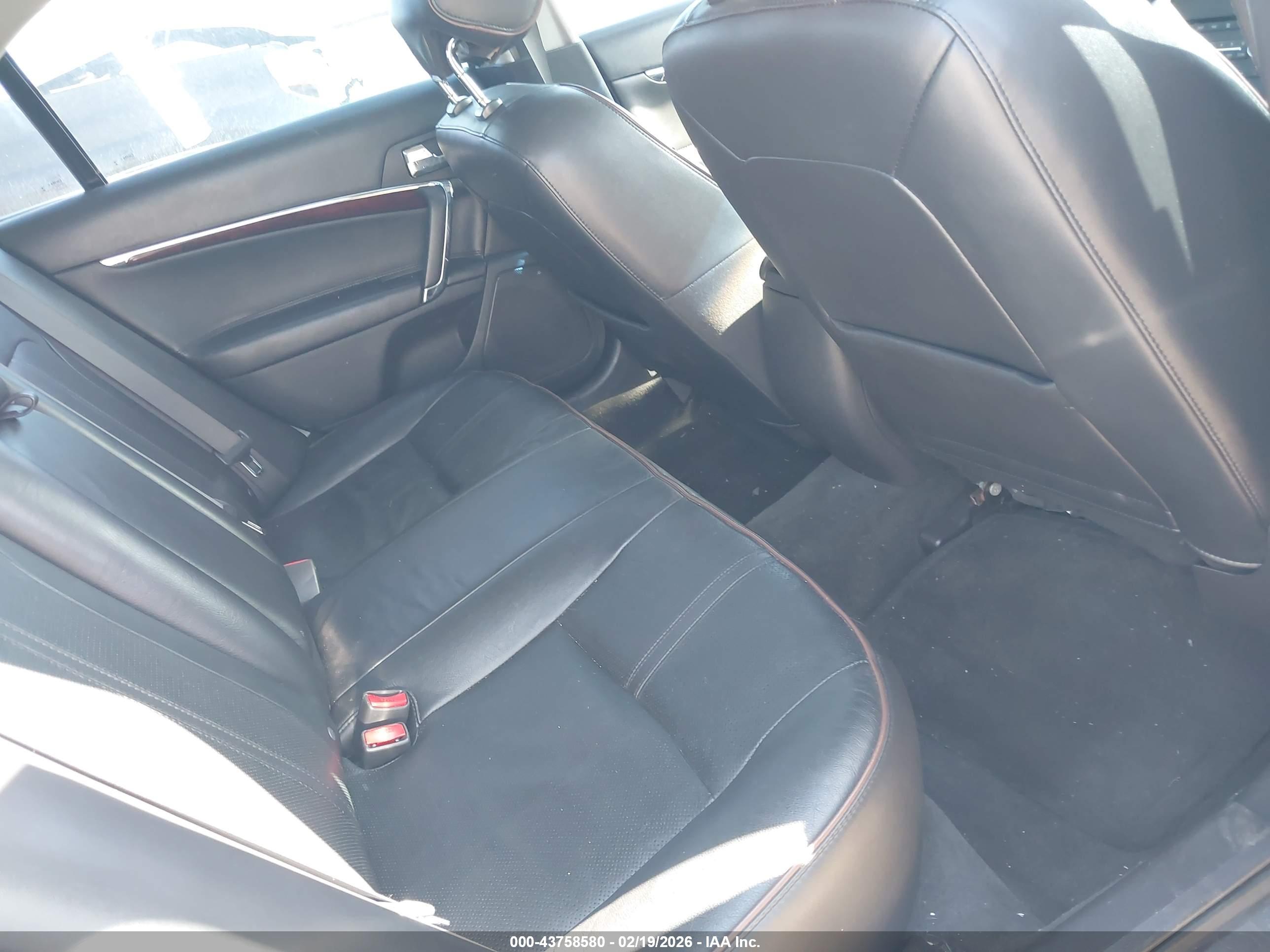 LINCOLN MKZ image 8