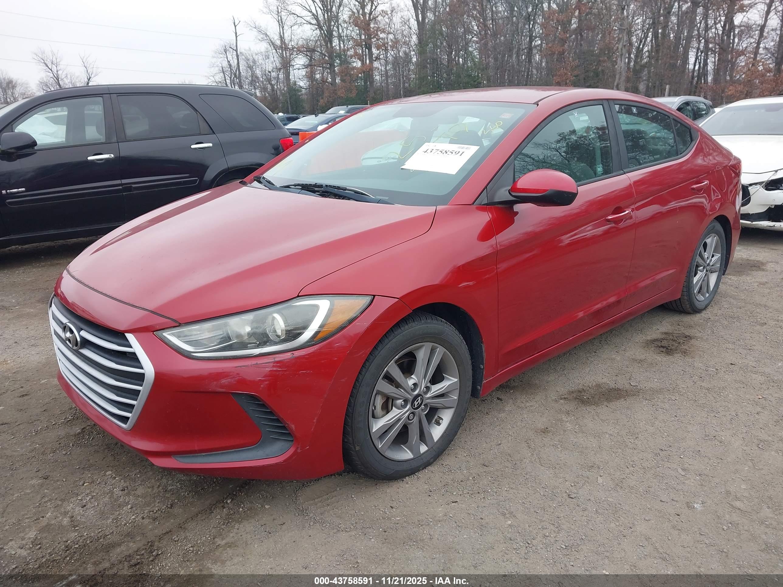 HYUNDAI ELANTRA image 2