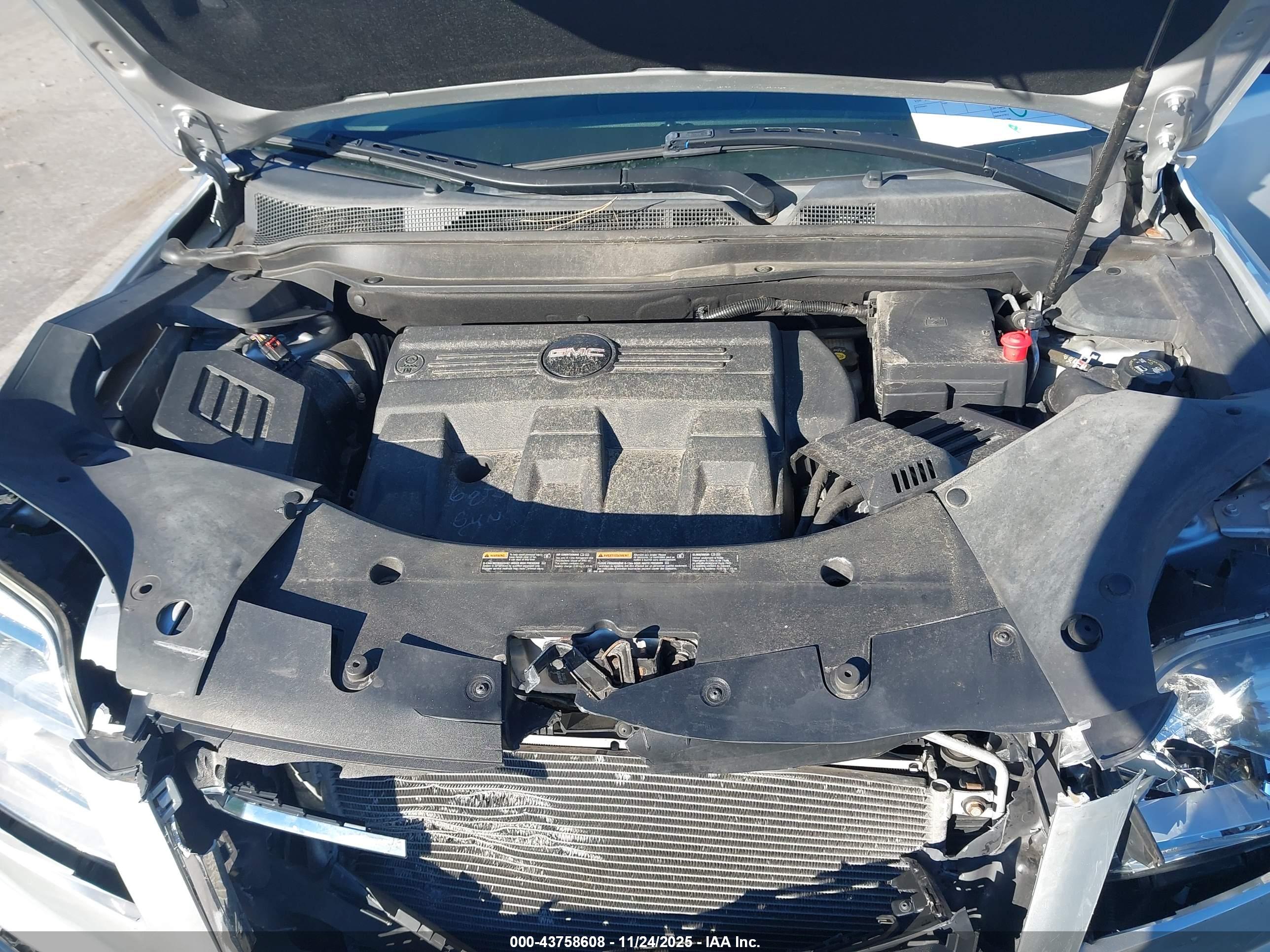 GMC TERRAIN image 10