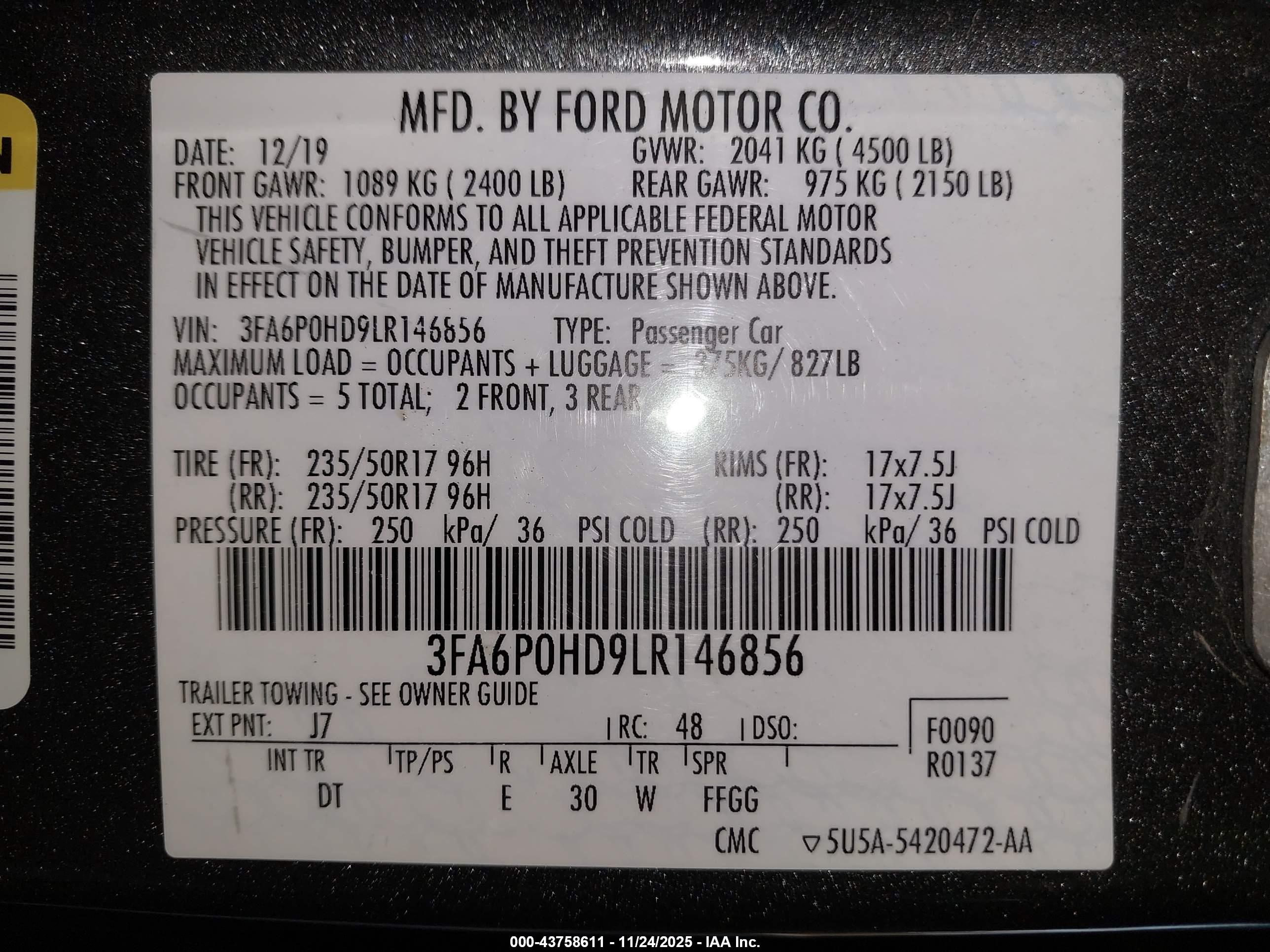FORD FUSION image 9