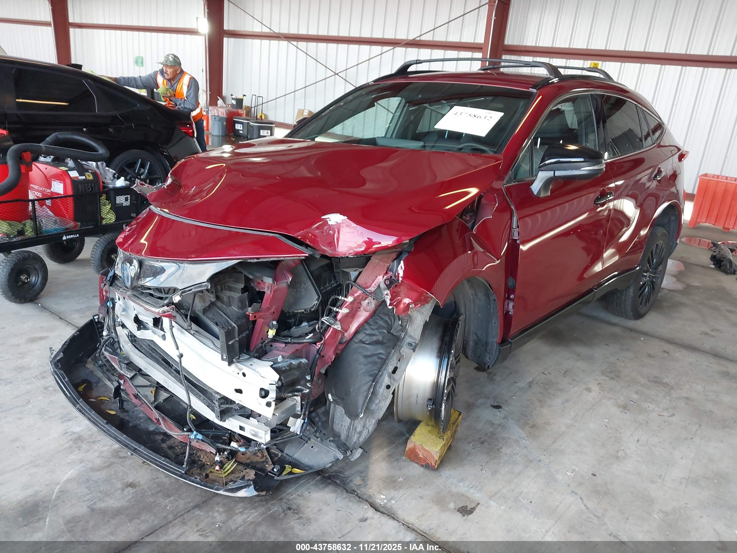 TOYOTA VENZA image 2