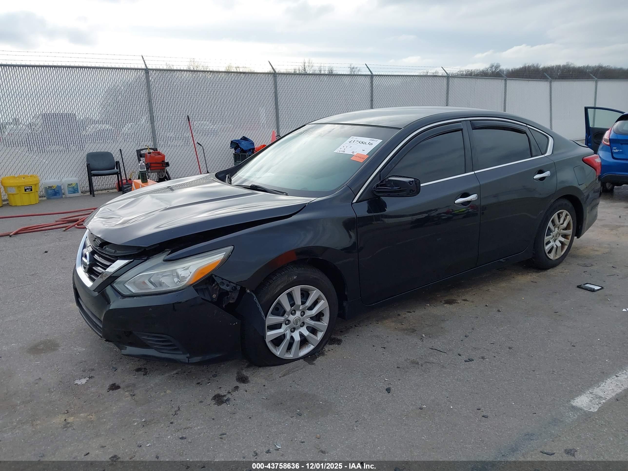 NISSAN ALTIMA image 2