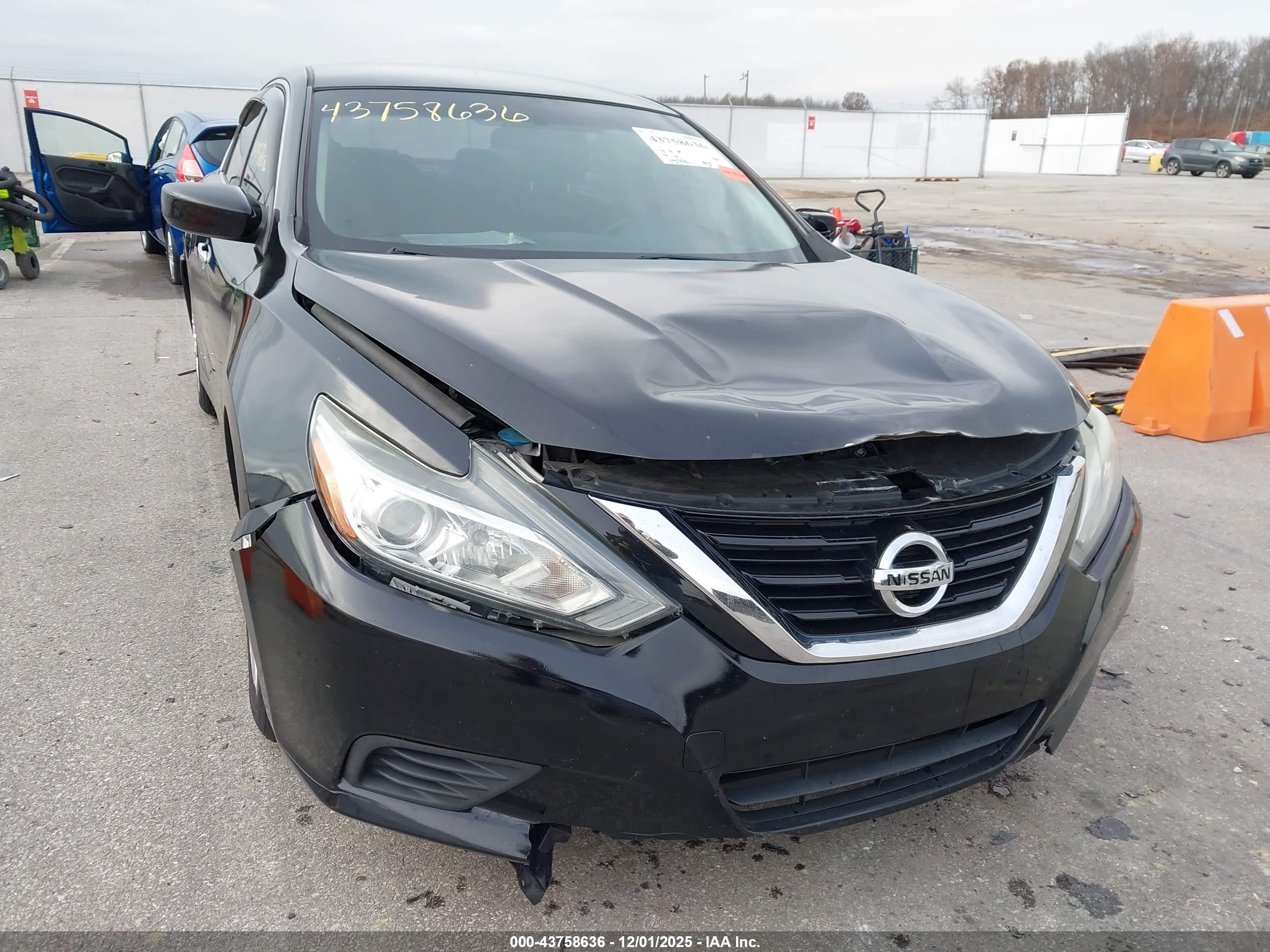 NISSAN ALTIMA image 6