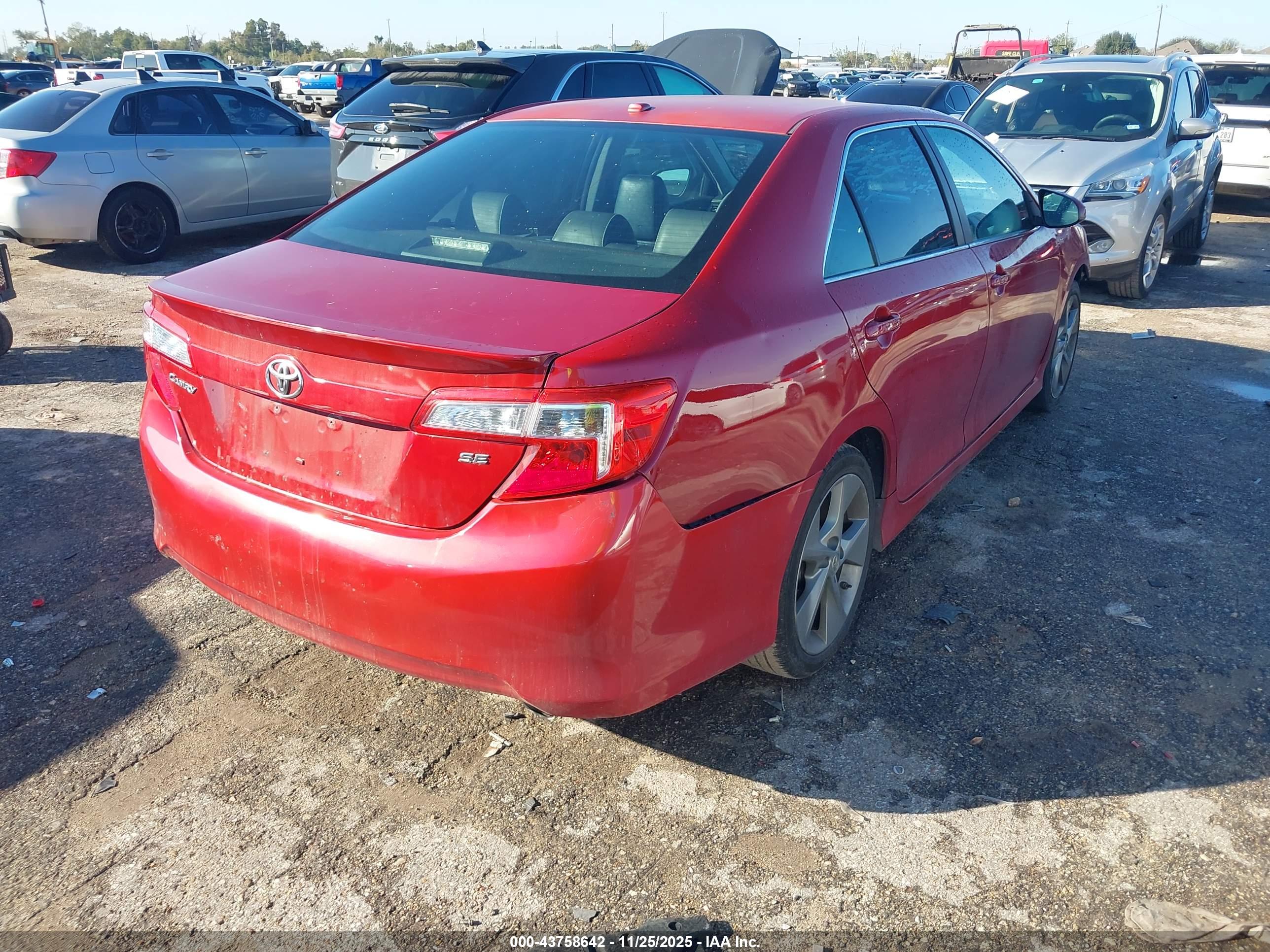 TOYOTA CAMRY image 4