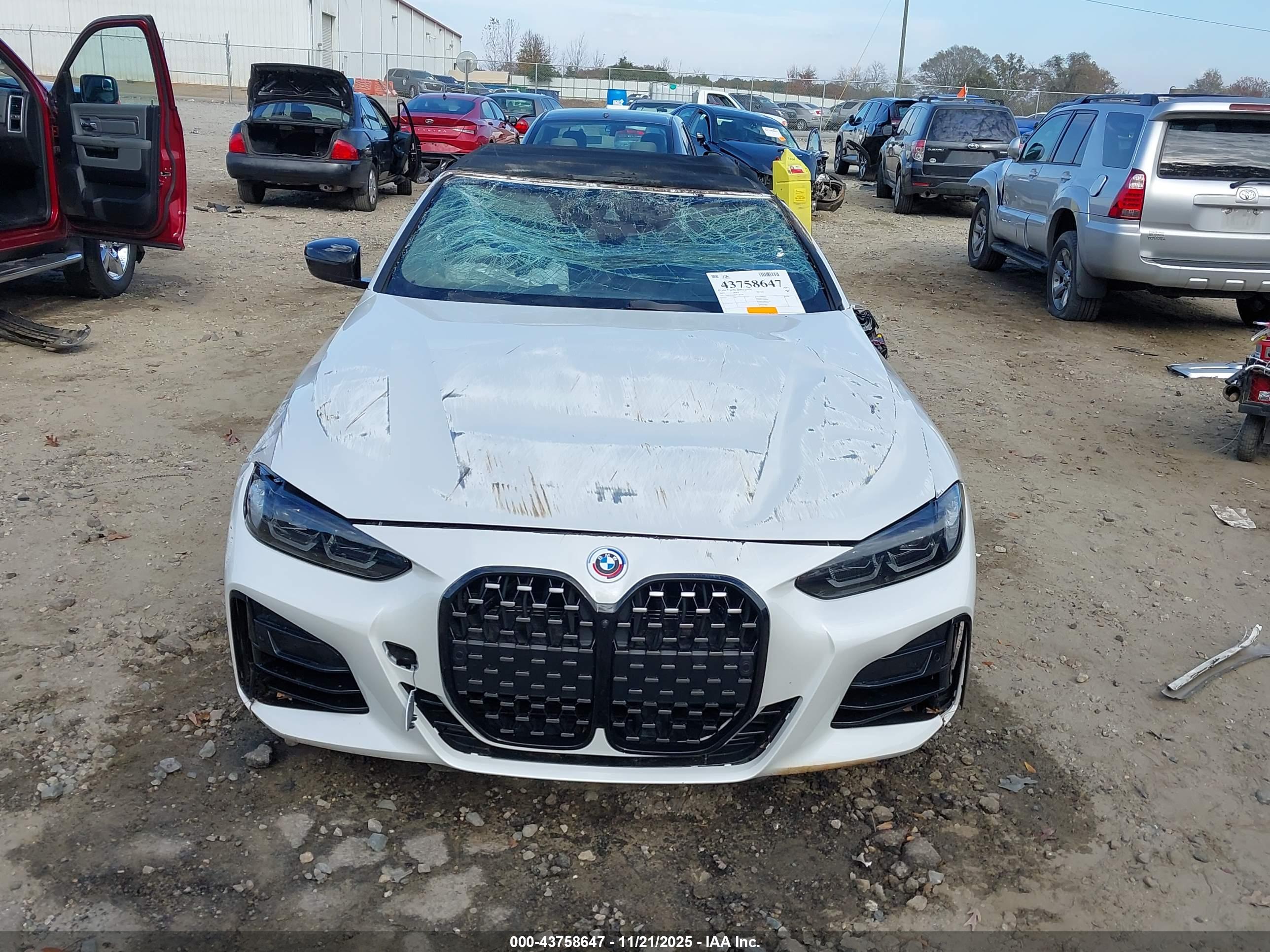 BMW M440I image 6