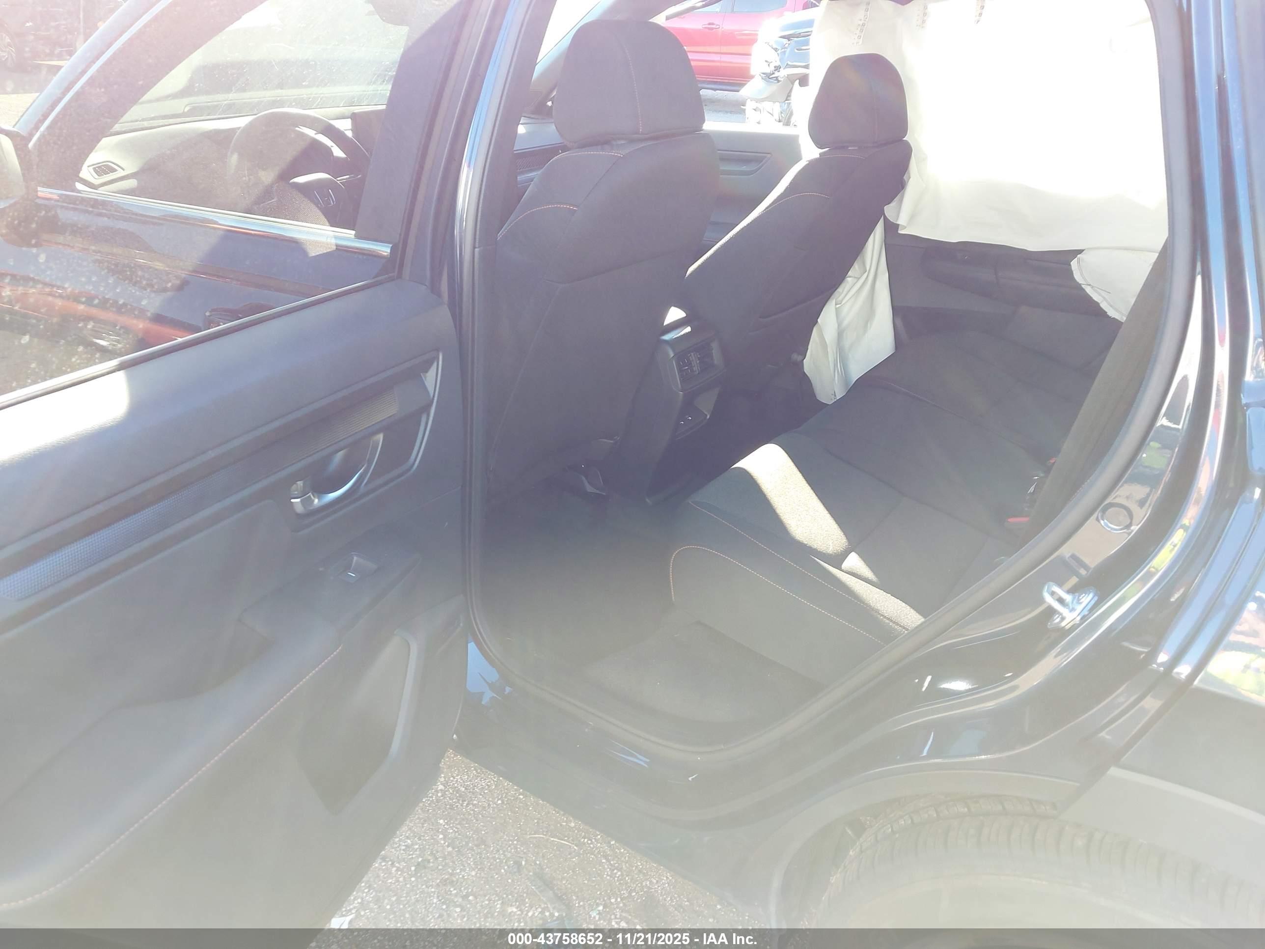 HONDA CR-V image 8
