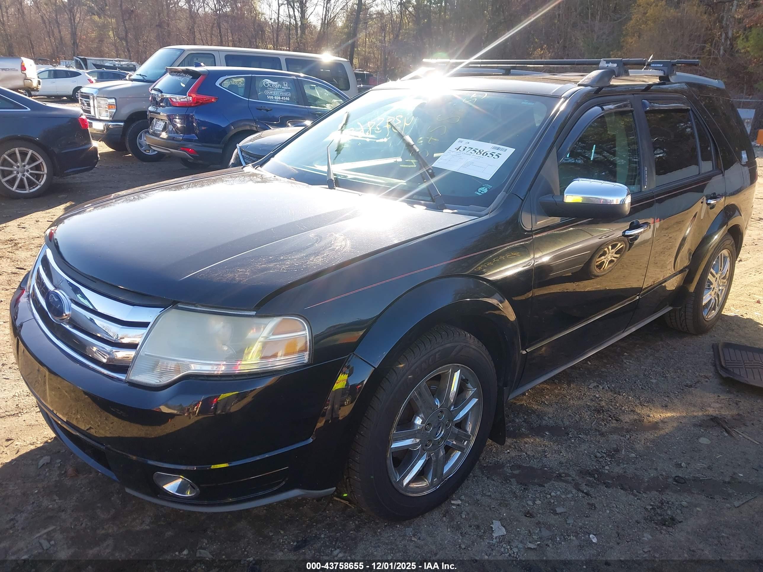 FORD TAURUS image 2