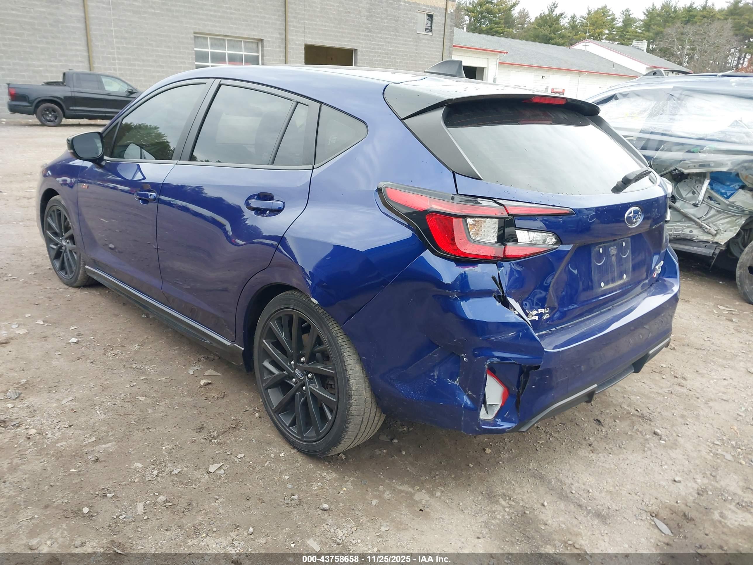 SUBARU IMPREZA image 3