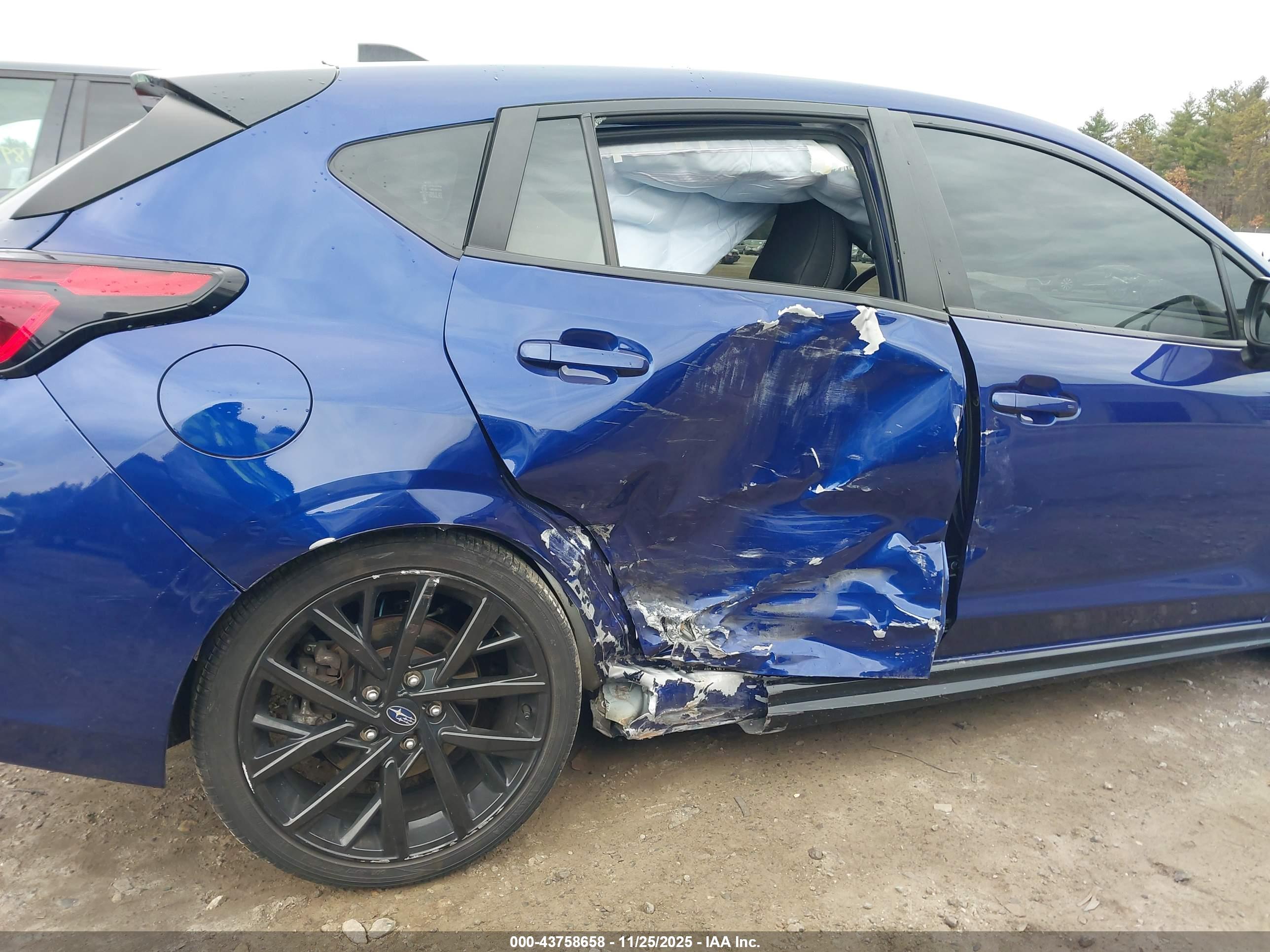SUBARU IMPREZA image 6