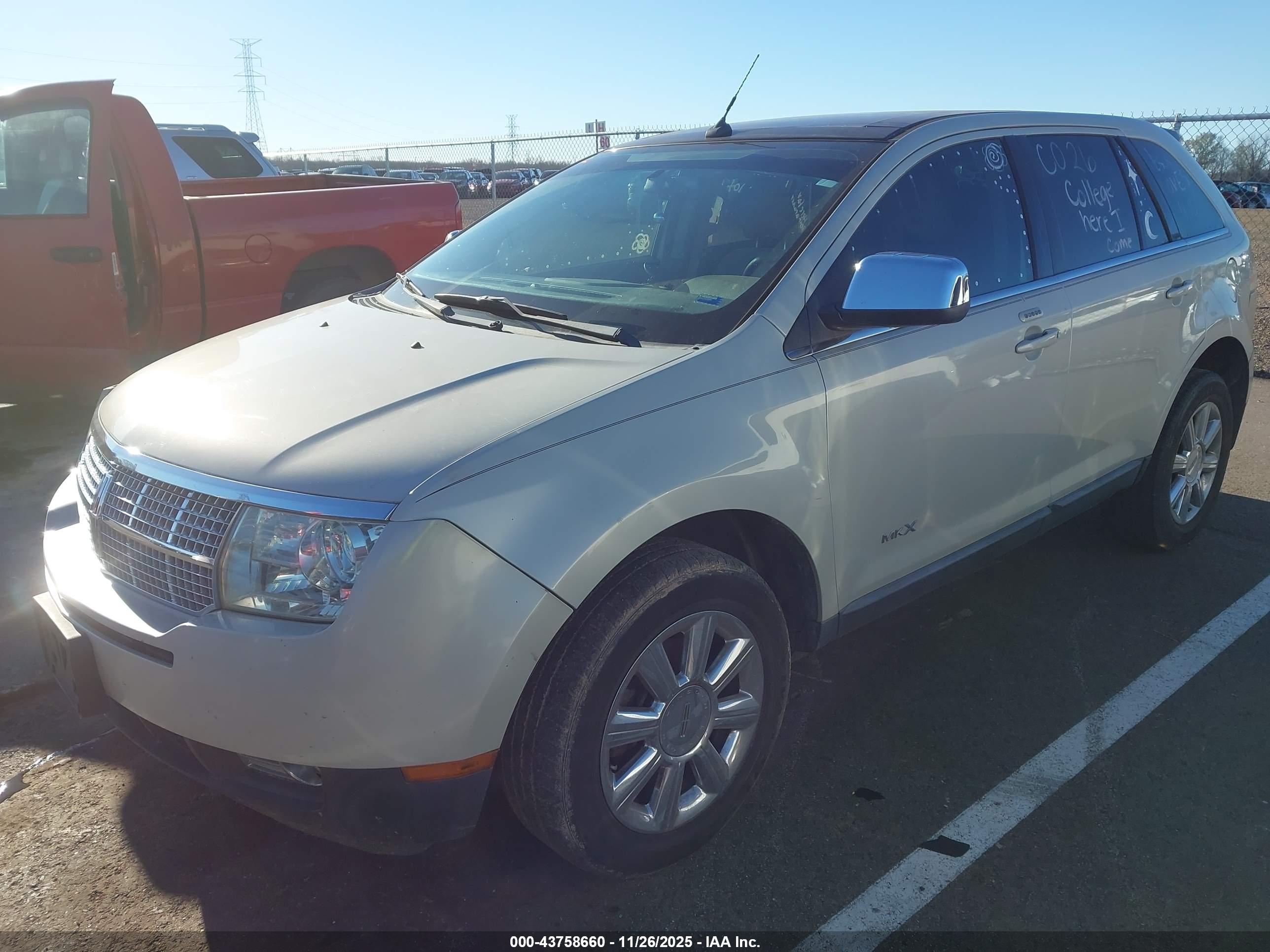 LINCOLN MKX image 2