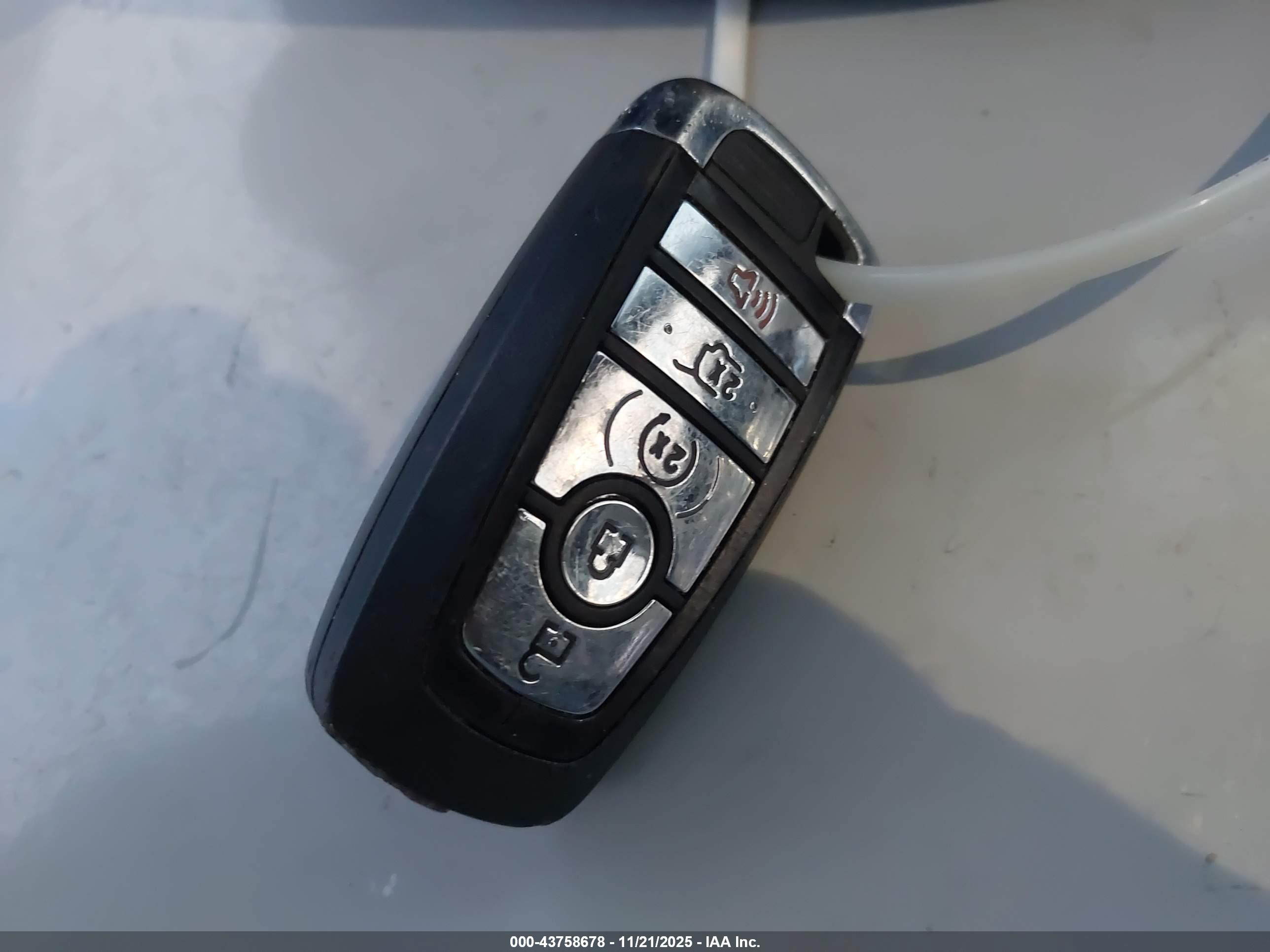 LINCOLN AVIATOR image 11